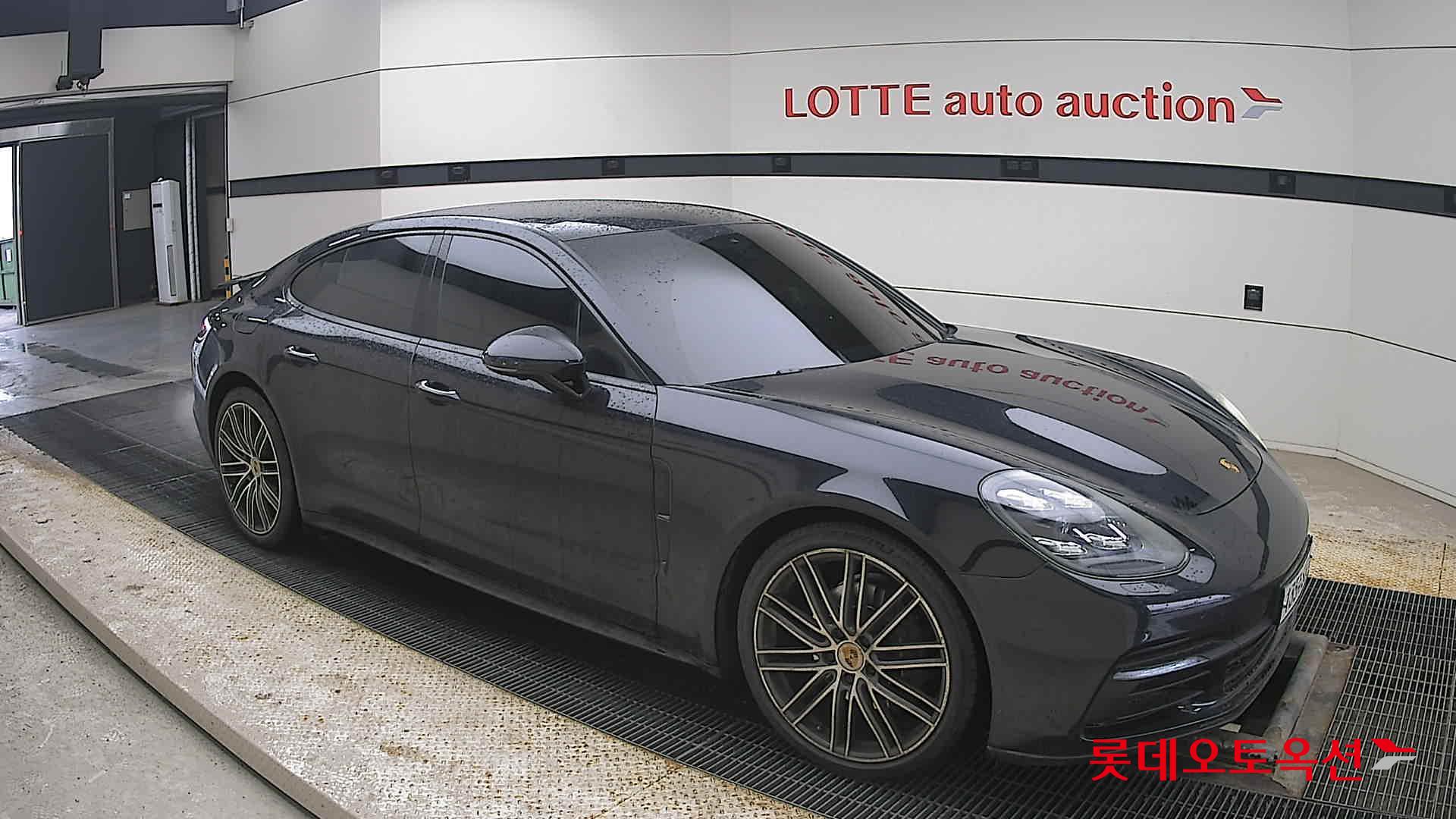 Porsche Panamera 4 id 3810008 из Кореи 16