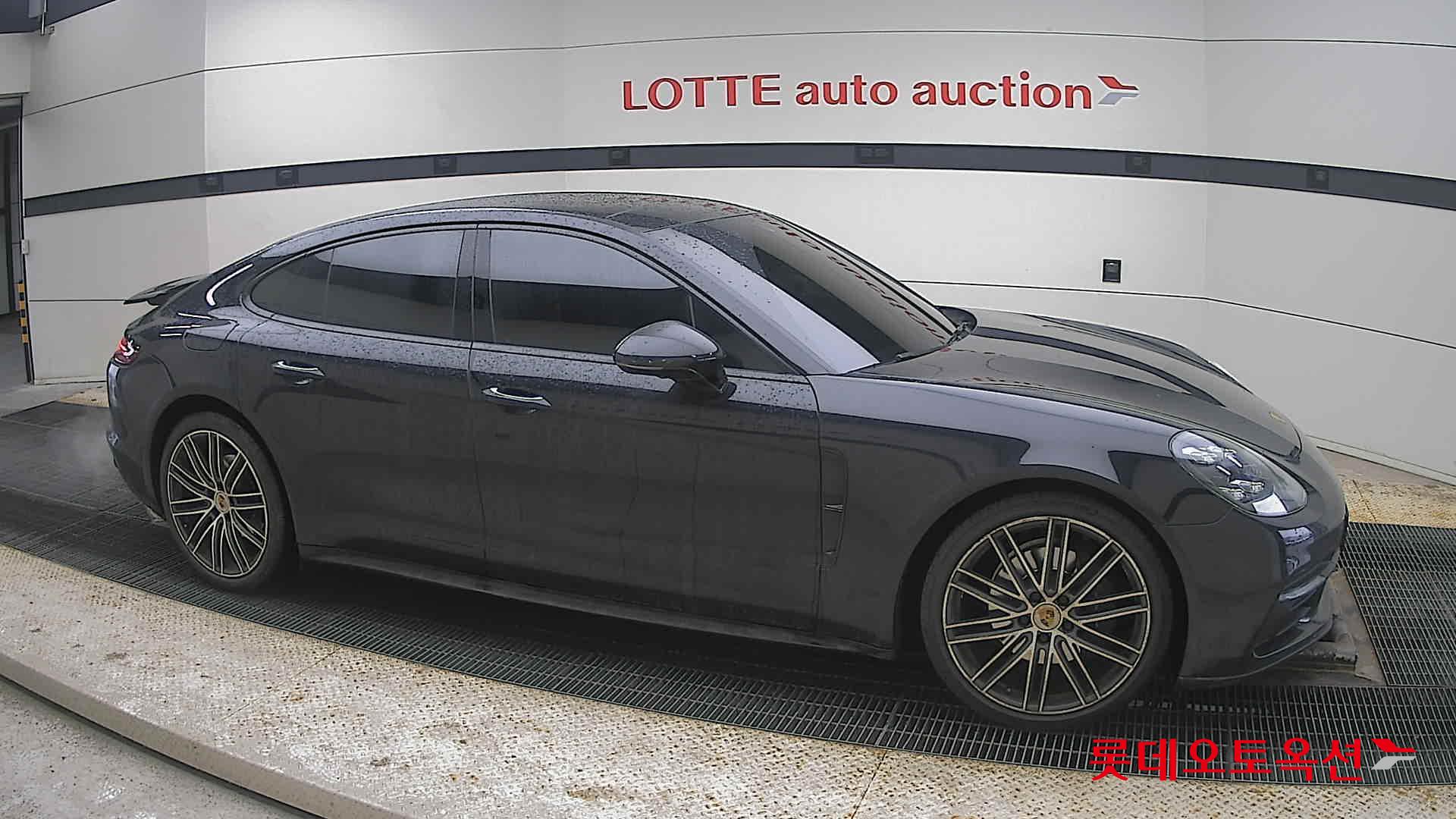 Porsche Panamera 4 id 3810008 из Кореи 17