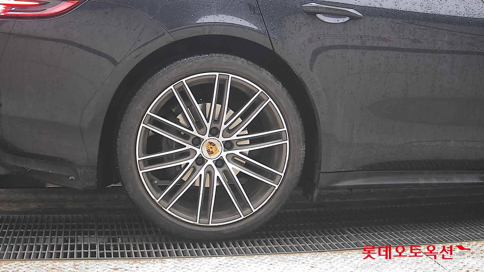 Porsche Panamera 4 id 3810008 из Кореи 24