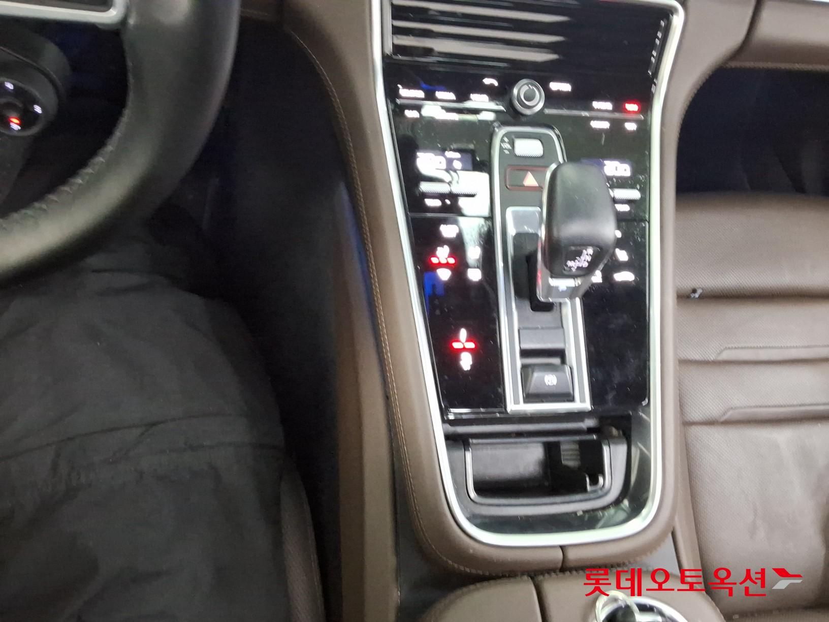 Porsche Panamera 4 id 3810008 из Кореи 31