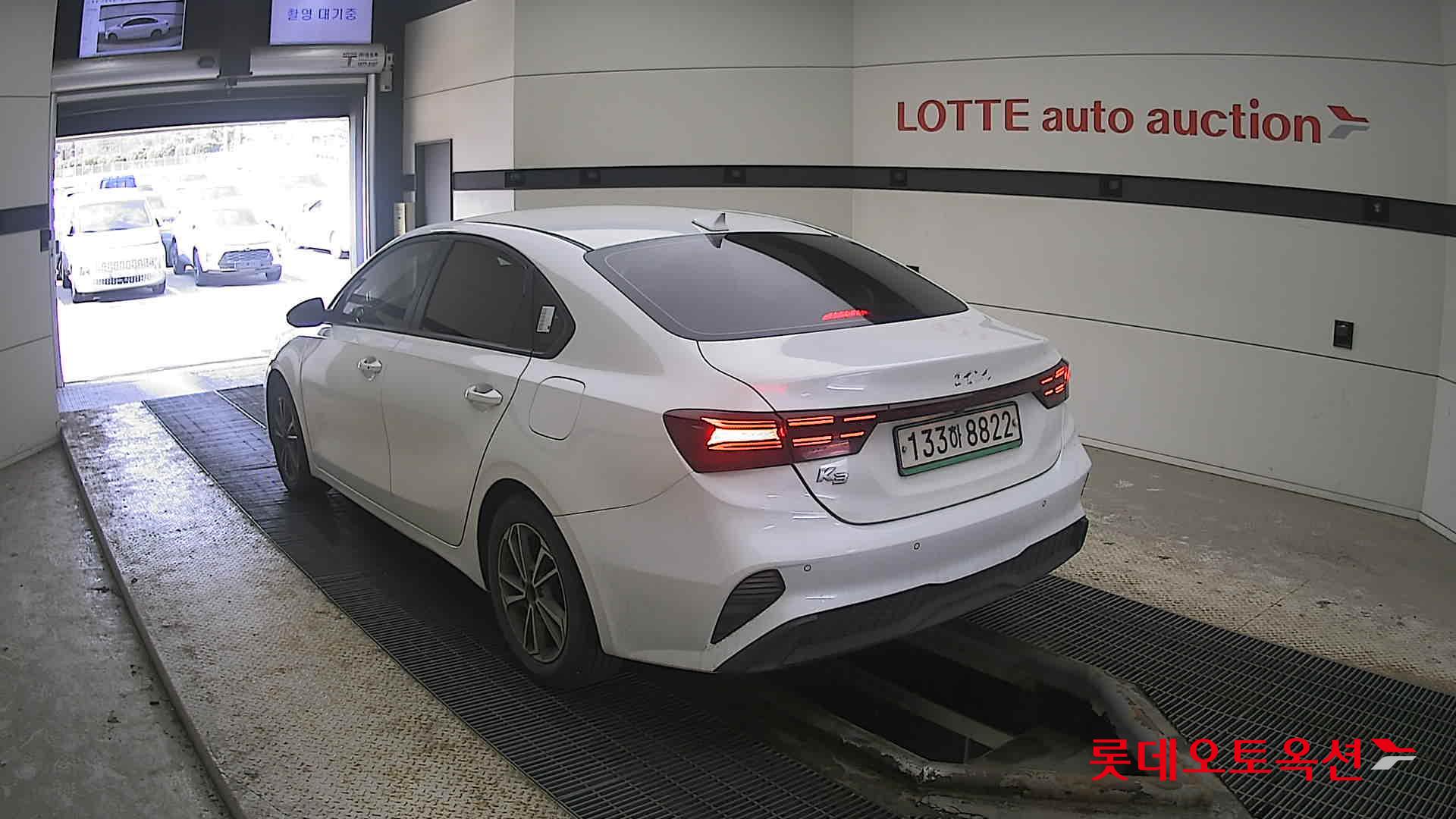 Kia K3 2022 Белый из Кореи, фото 6