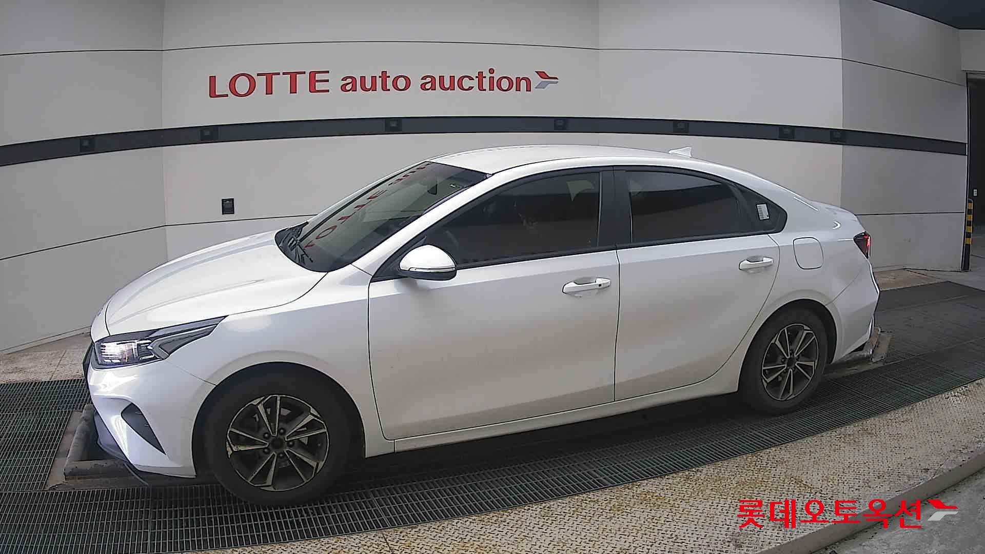 Kia K3 id 3822915 из Кореи 12