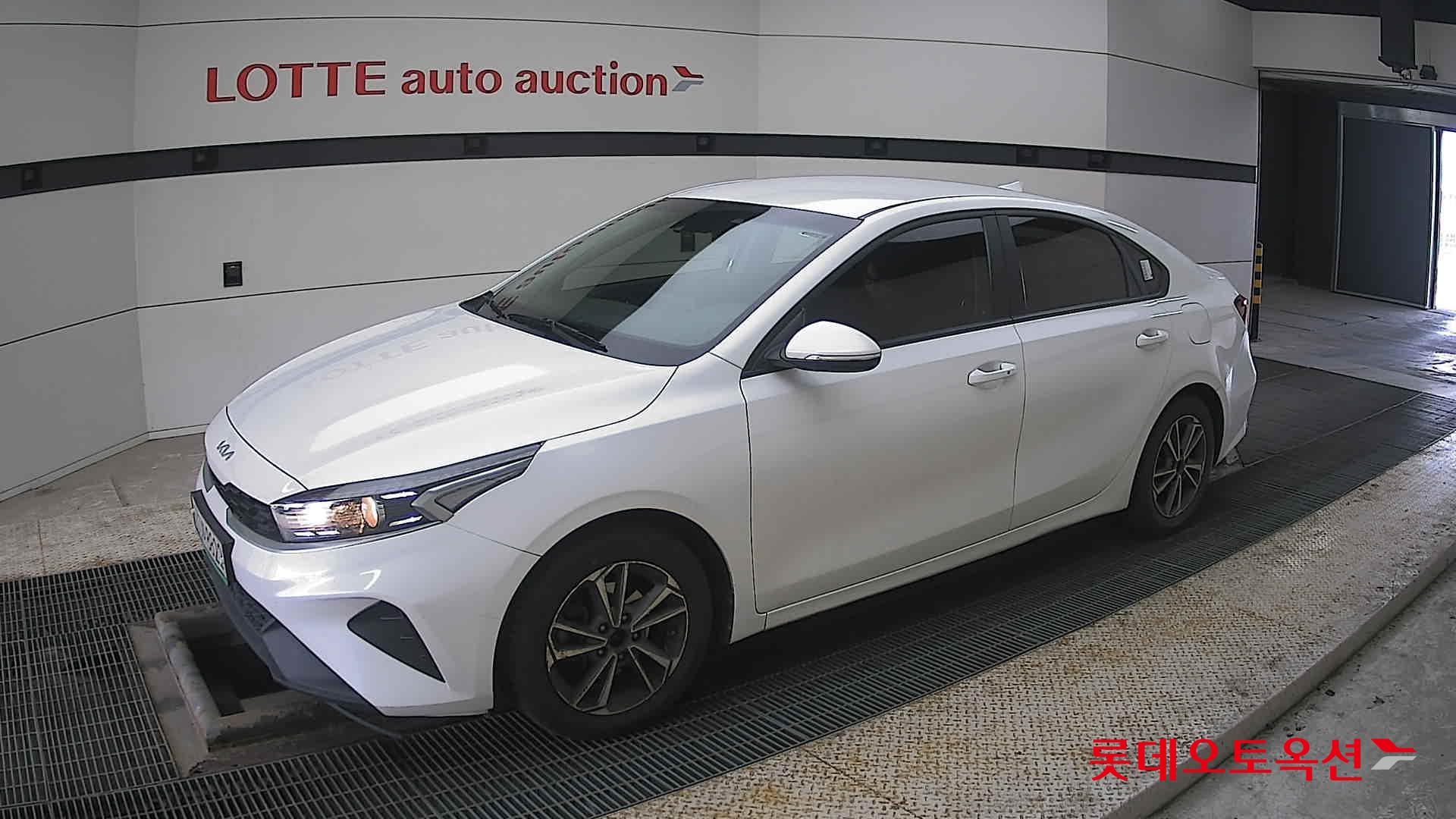 Kia K3 id 3822915 из Кореи 13