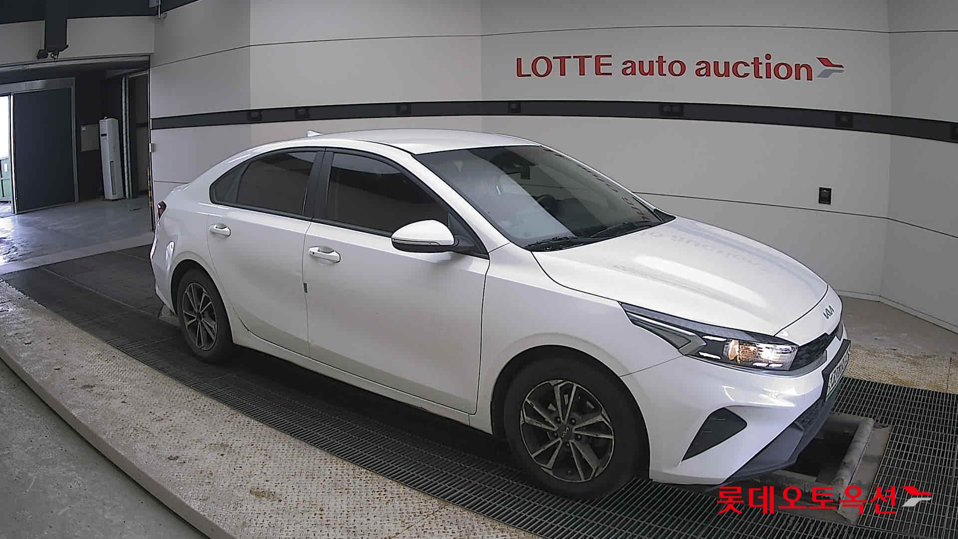 Kia K3 id 3822915 из Кореи 16