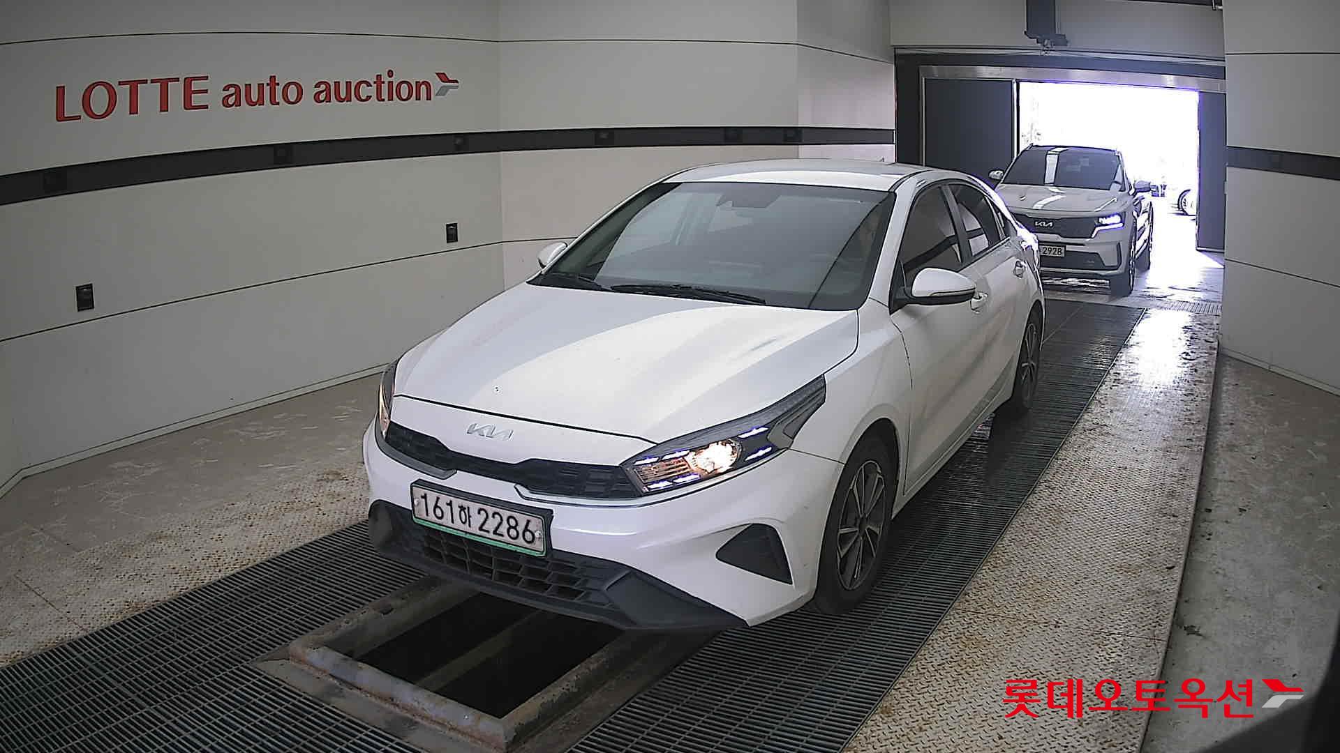 Kia K3 2022 Белый из Кореи