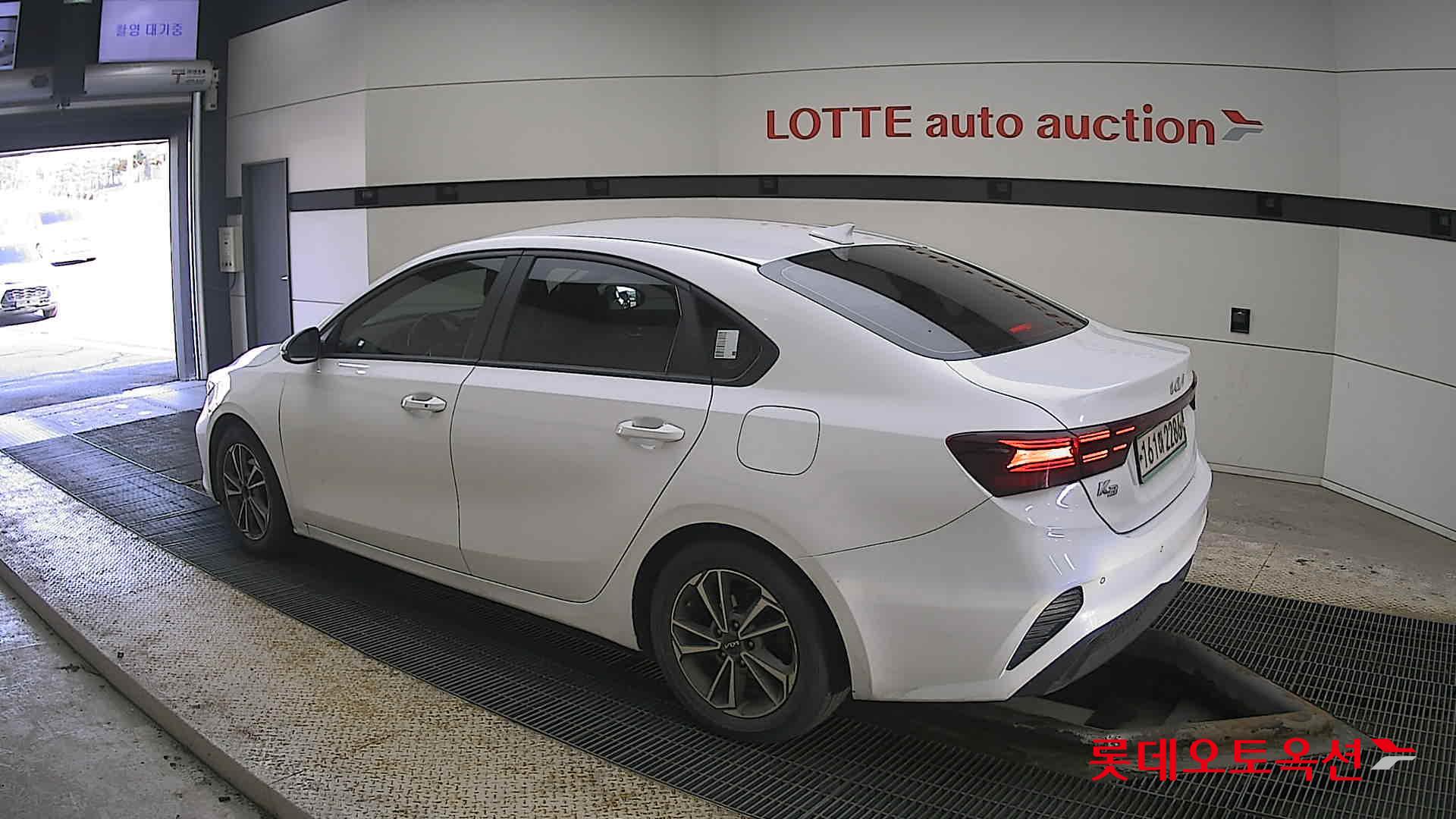 Kia K3 id 3822981 из Кореи 10