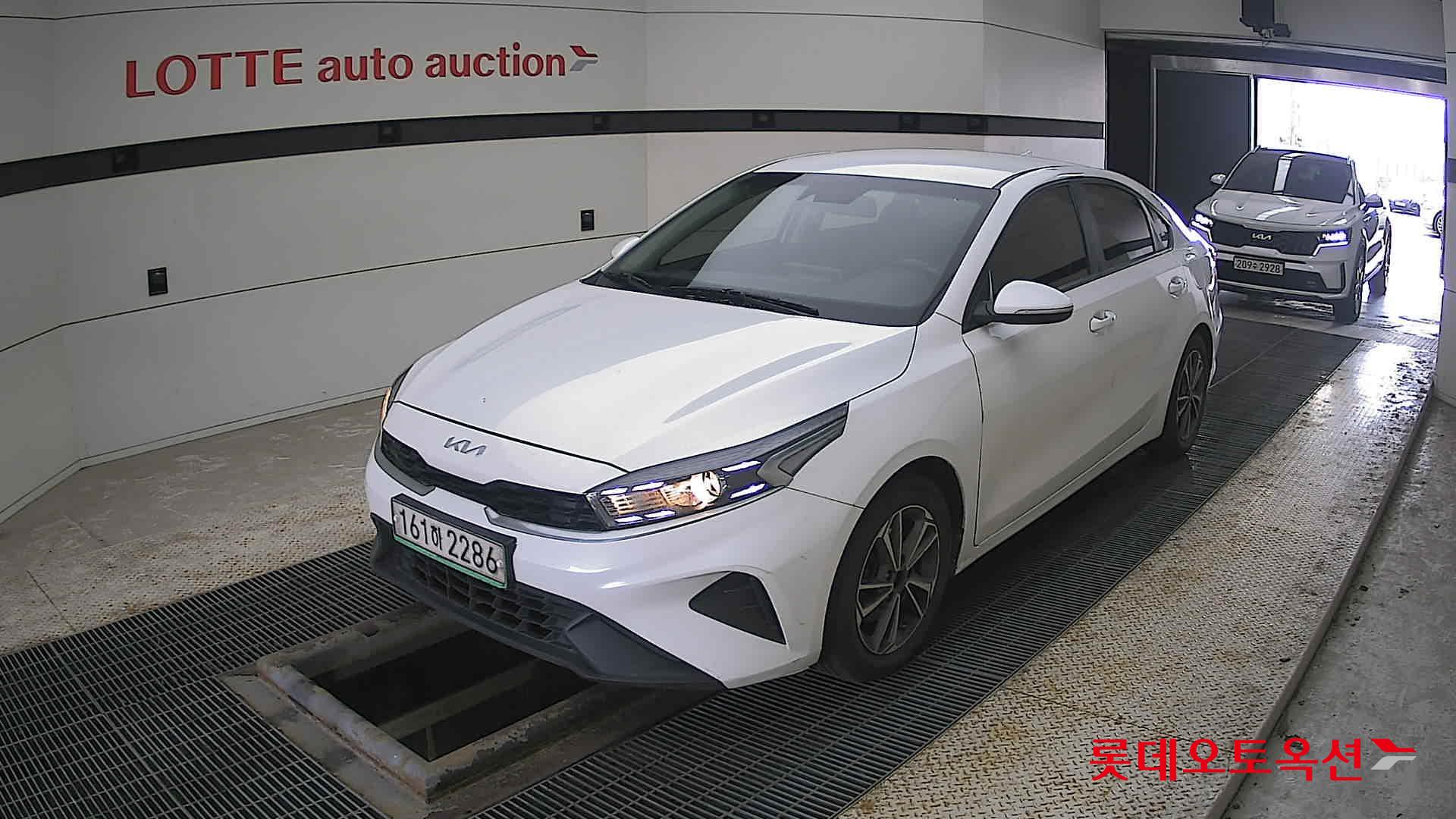 Kia K3 id 3822981 из Кореи 14