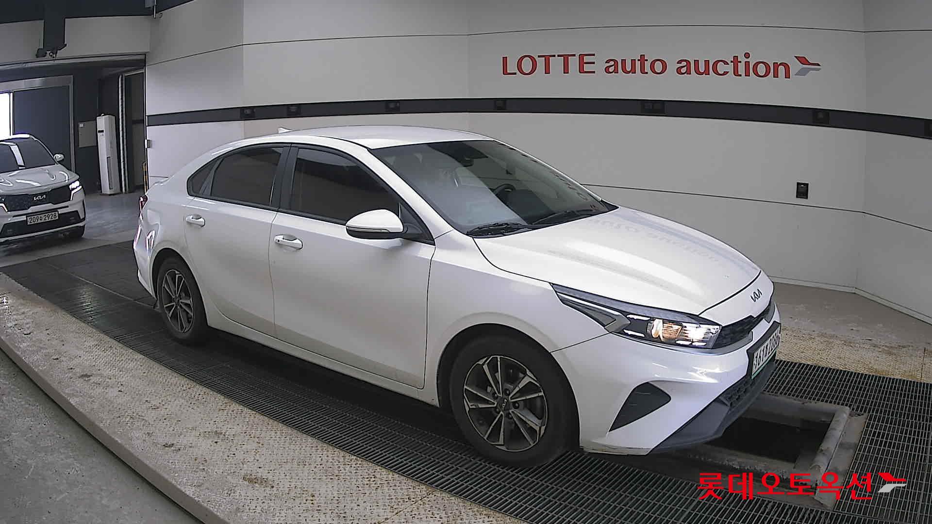 Kia K3 id 3822981 из Кореи 16