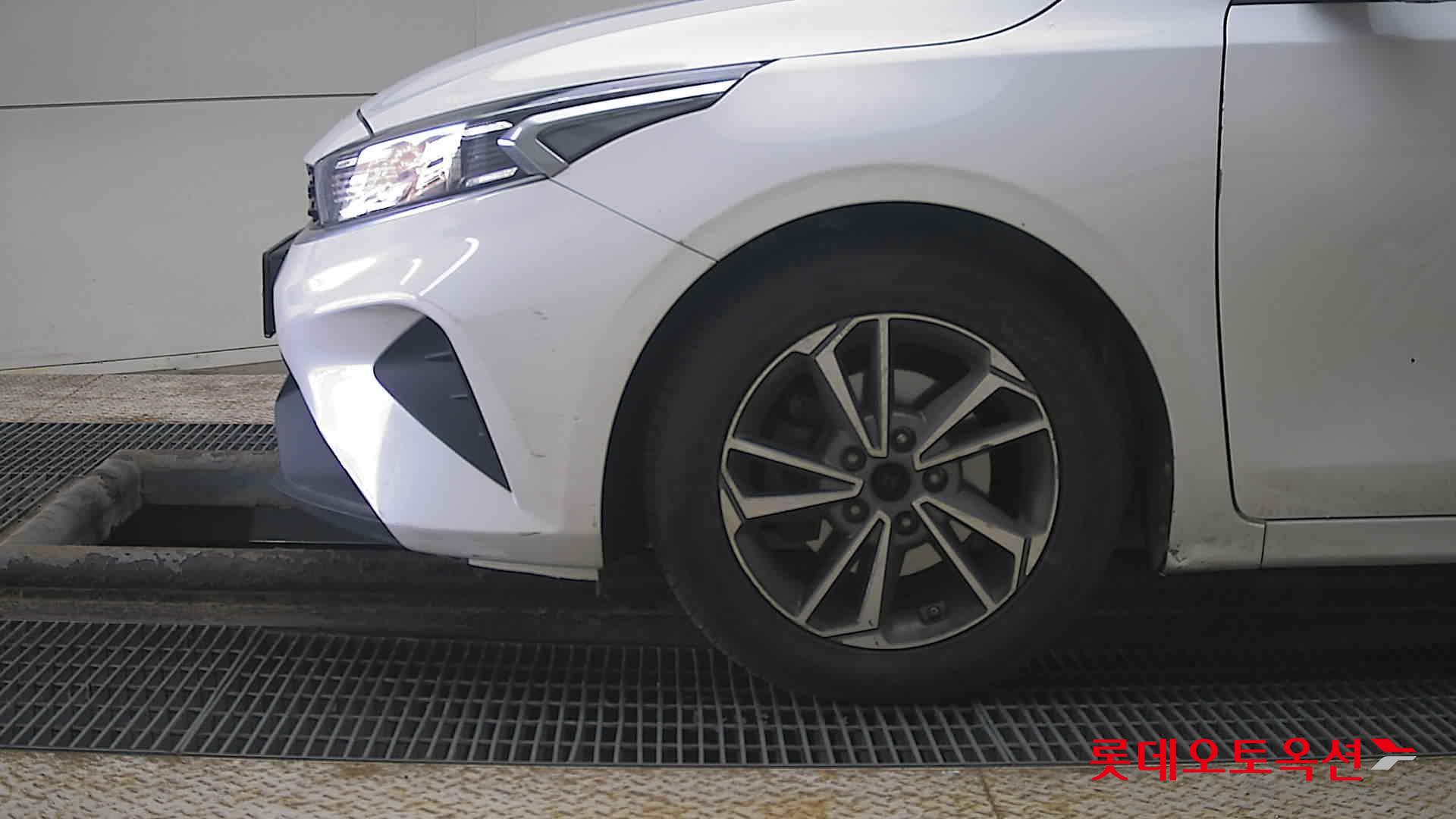 Kia K3 id 3822981 из Кореи 21