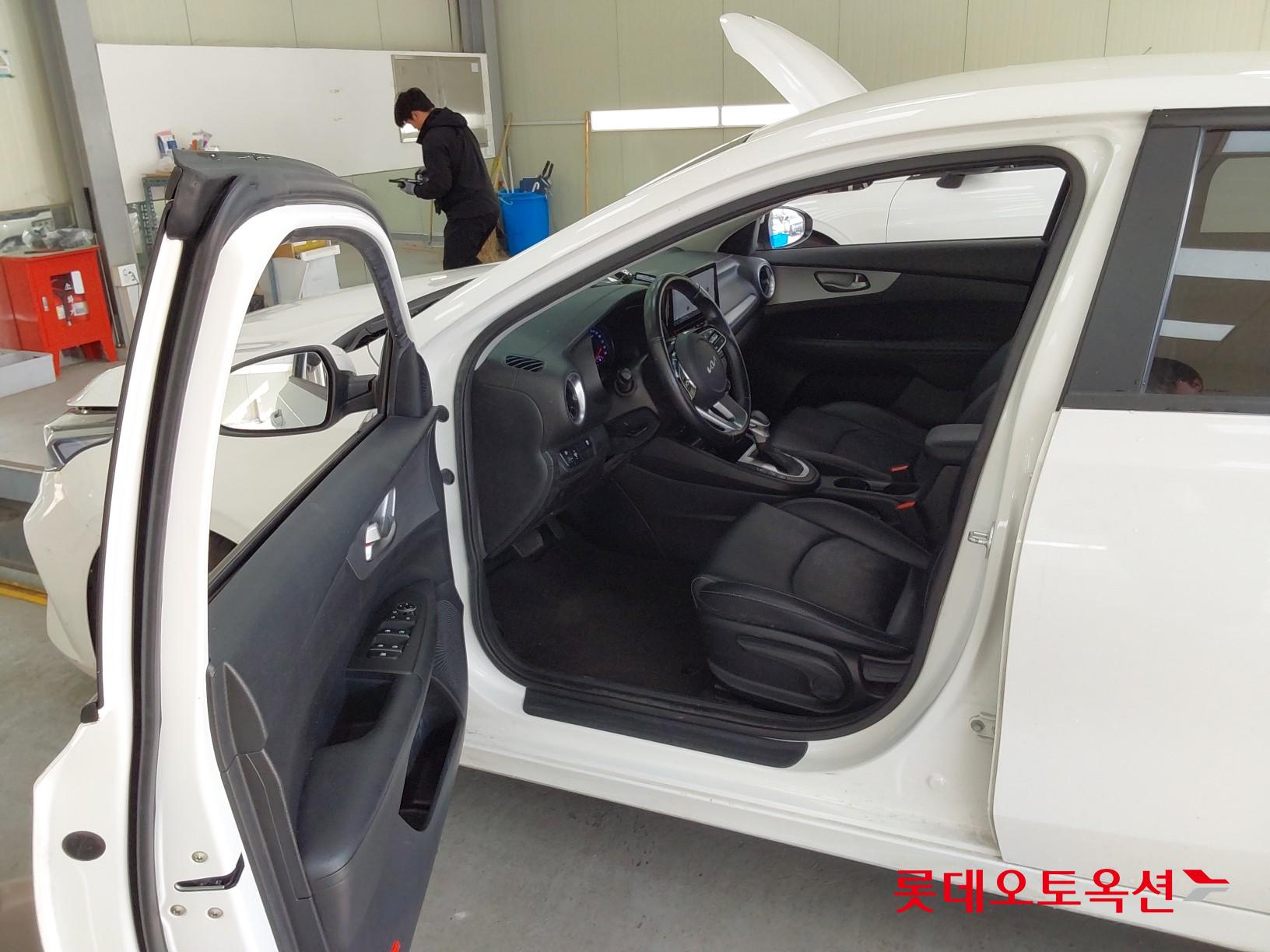 Kia K3 id 3822981 из Кореи 36