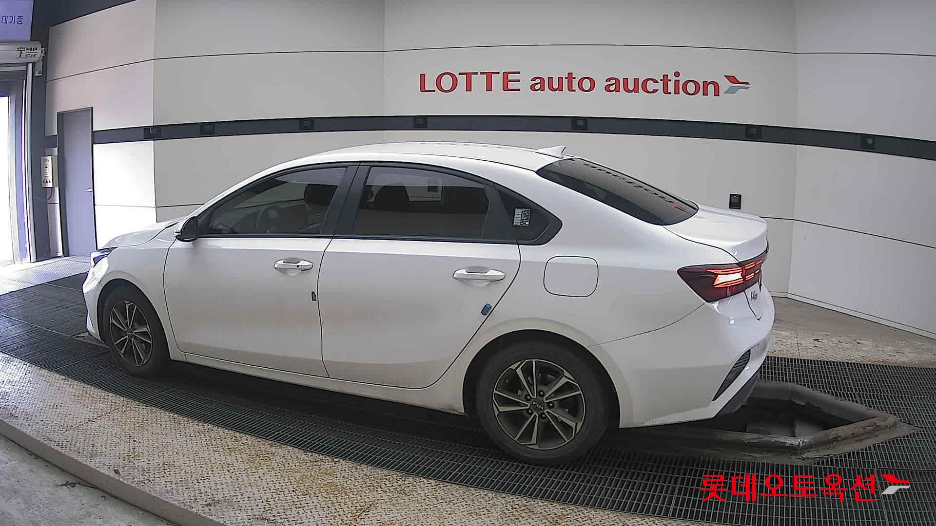 Kia K3 id 3822913 из Кореи 11