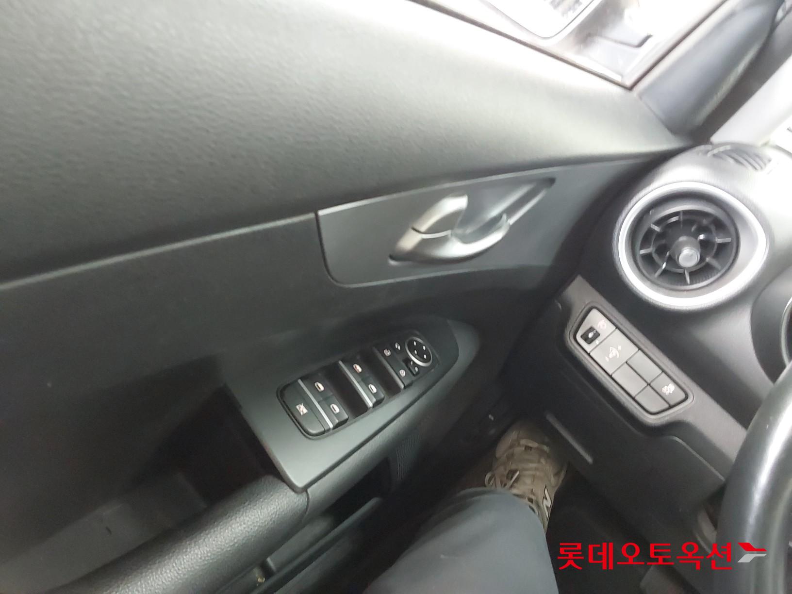 Kia K3 id 3822913 из Кореи 28