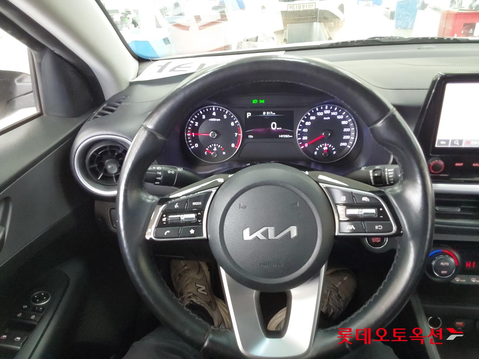 Kia K3 id 3822913 из Кореи 29