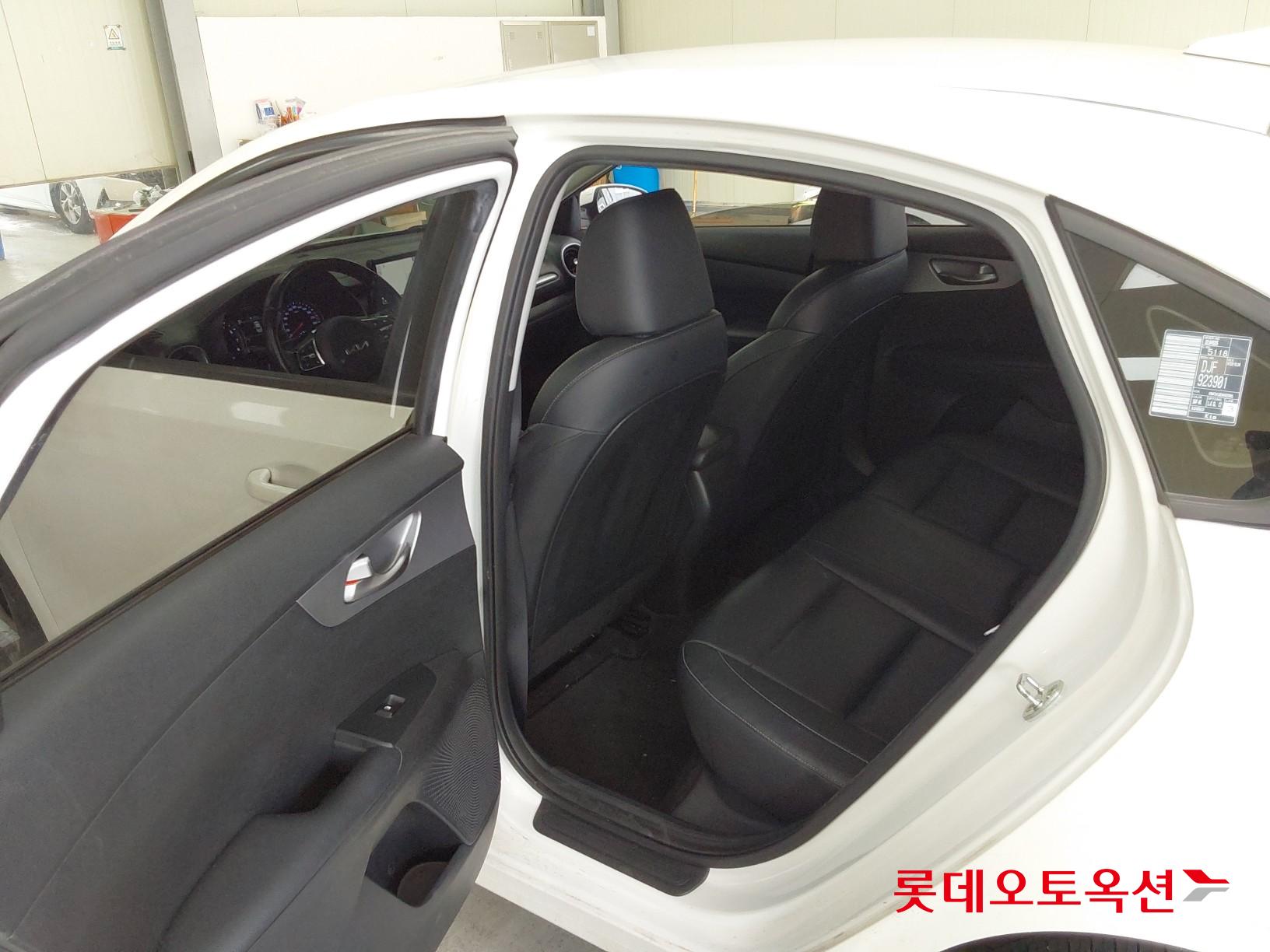 Kia K3 id 3822913 из Кореи 37