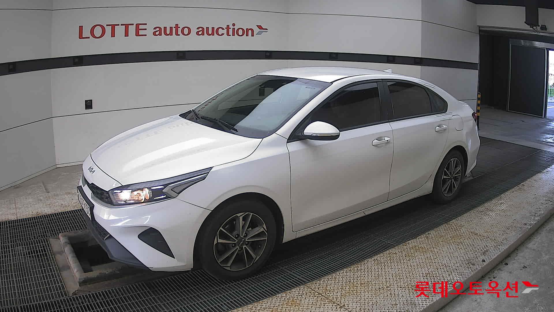 Kia K3 id 3816406 из Кореи 13