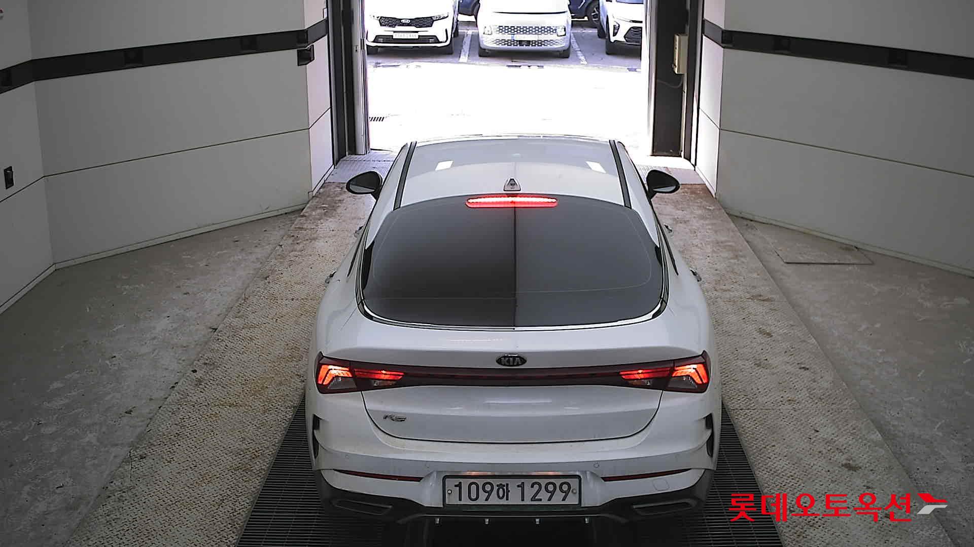 Kia K5 2021 Белый из Кореи, фото 5