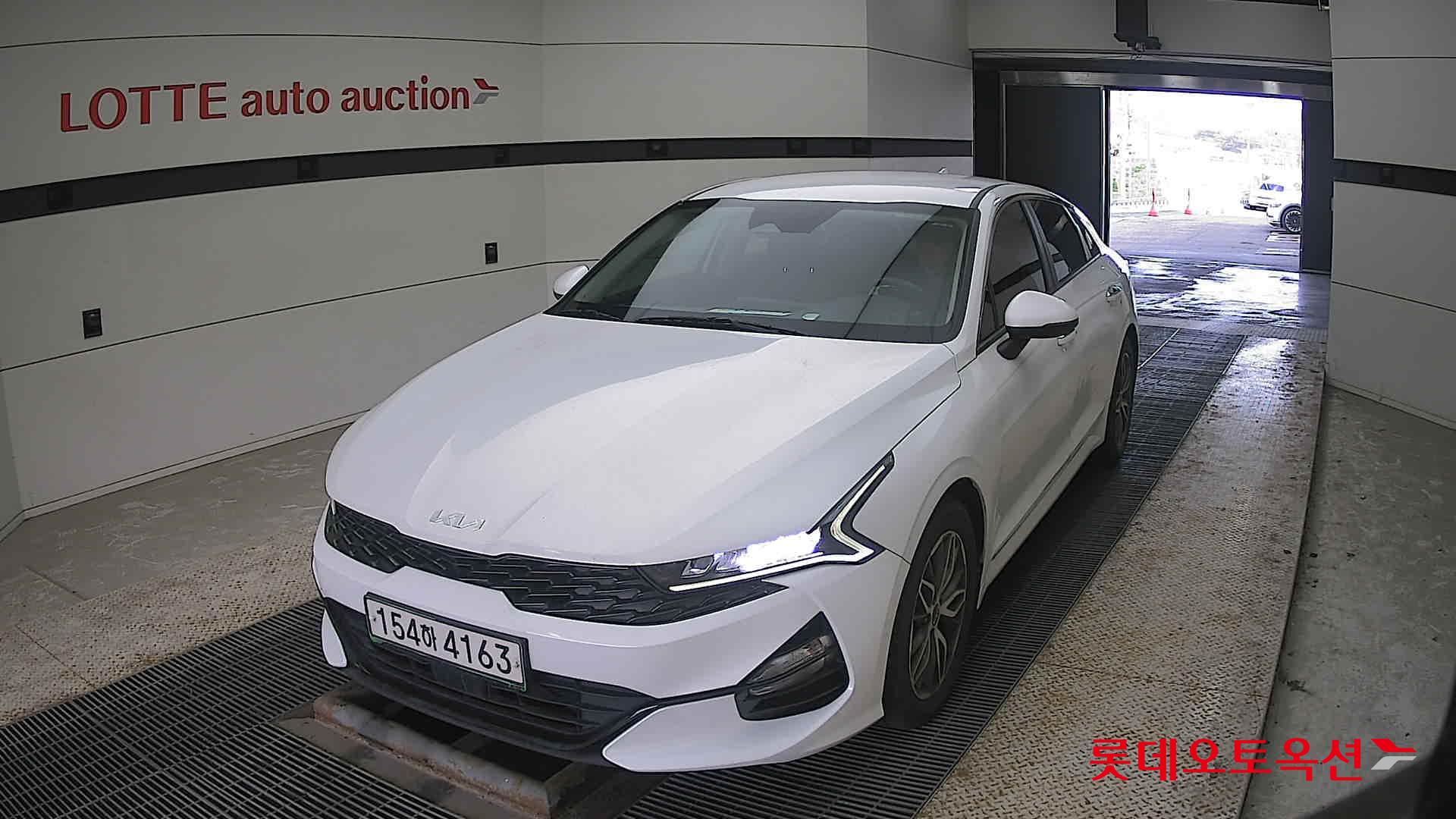 Kia K5 2022 Белый из Кореи