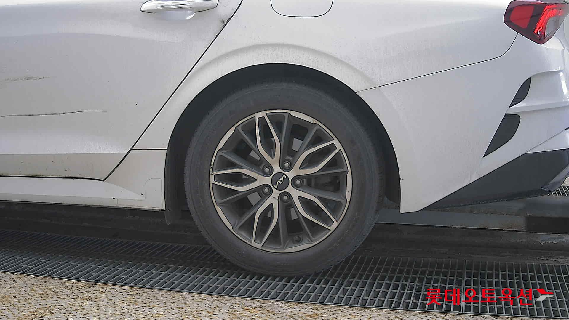 Kia K5 id 3816416 из Кореи 22