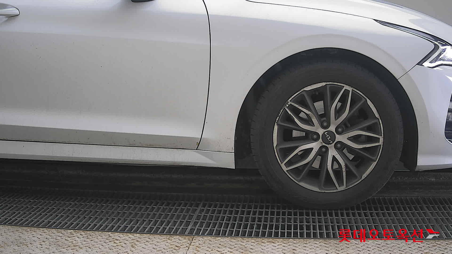 Kia K5 id 3816416 из Кореи 23