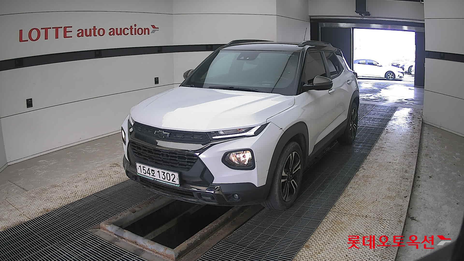 Korea G M TrailBlazer 1.35 Turbo FWD 2022 Белый из Кореи