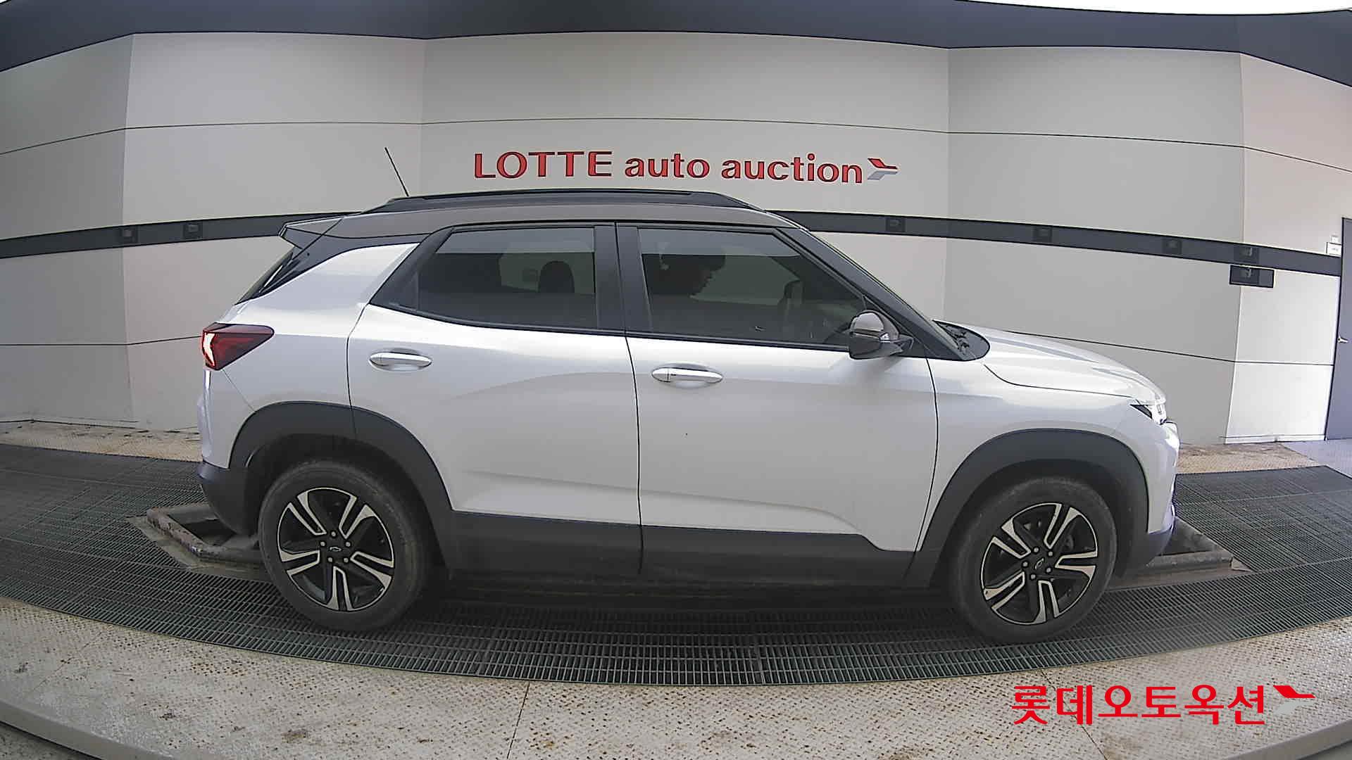 Korea G M TrailBlazer 1.35 Turbo FWD 2022 Белый из Кореи, фото 3