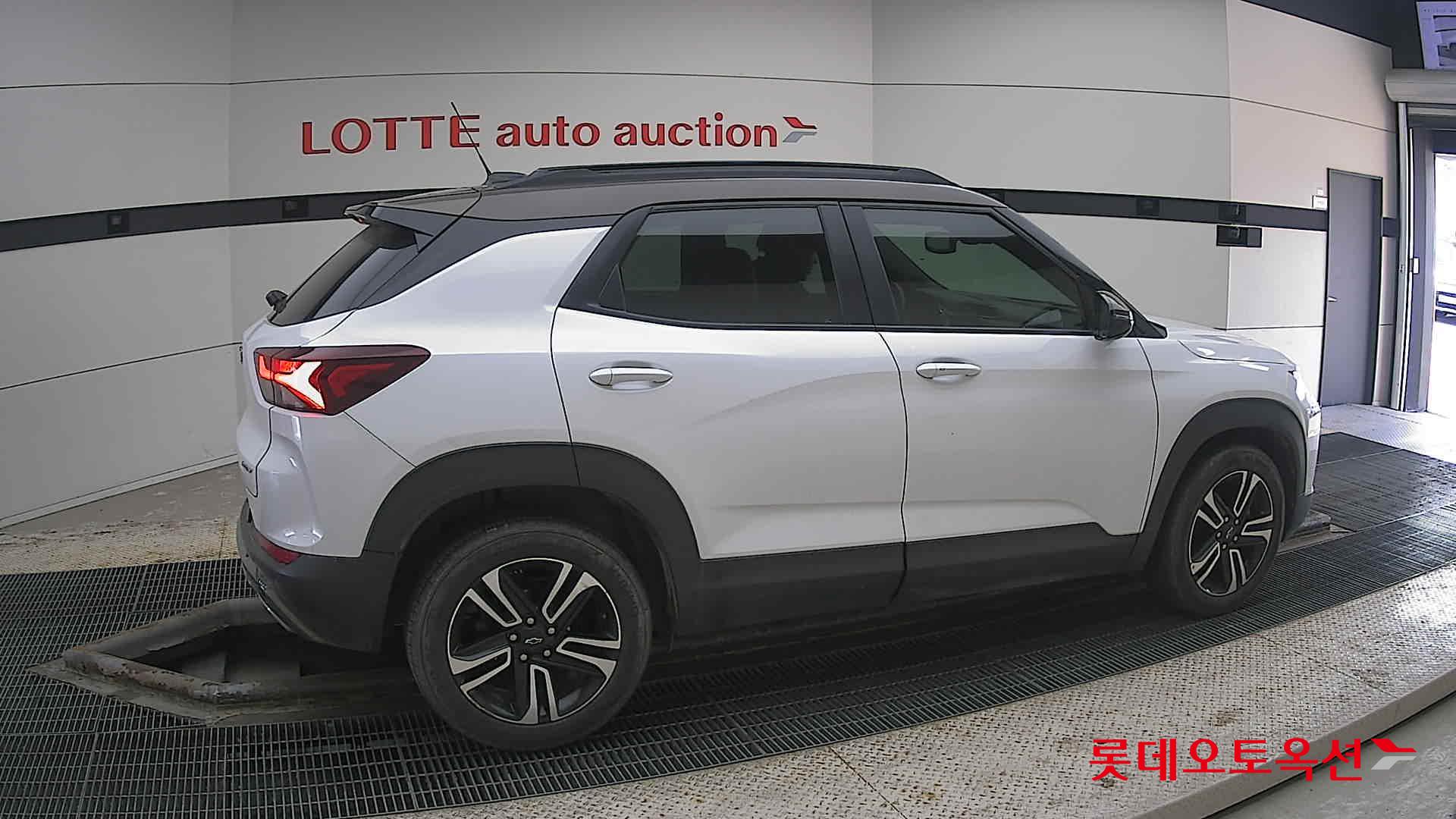 Korea G M TrailBlazer 1.35 Turbo FWD id 3822800 из Кореи 18