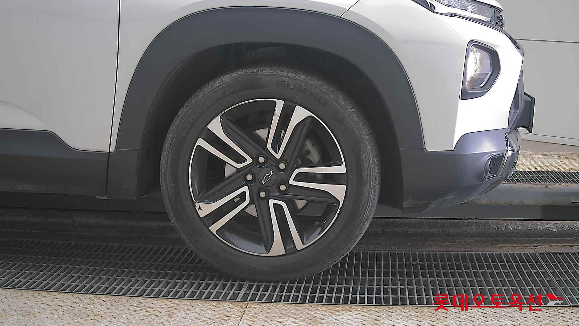 Korea G M TrailBlazer 1.35 Turbo FWD id 3822800 из Кореи 23