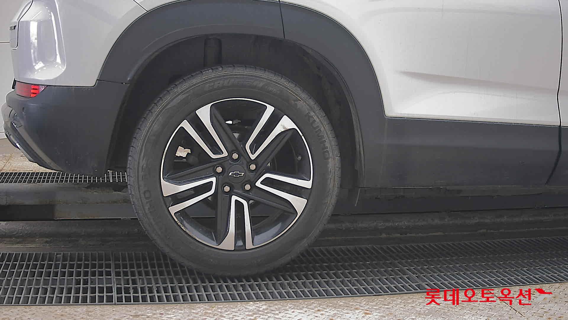 Korea G M TrailBlazer 1.35 Turbo FWD id 3822800 из Кореи 24