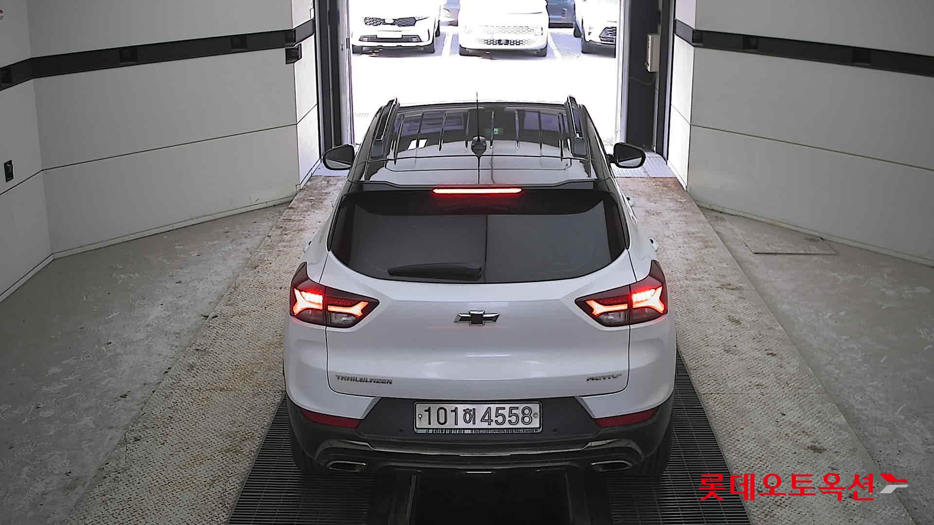 Korea G M TrailBlazer 1.35 Turbo FWD 2022 Белый из Кореи, фото 5