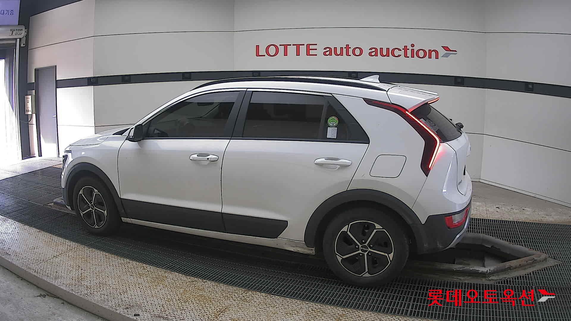 Kia Niro Hybrid id 3816403 из Кореи 11