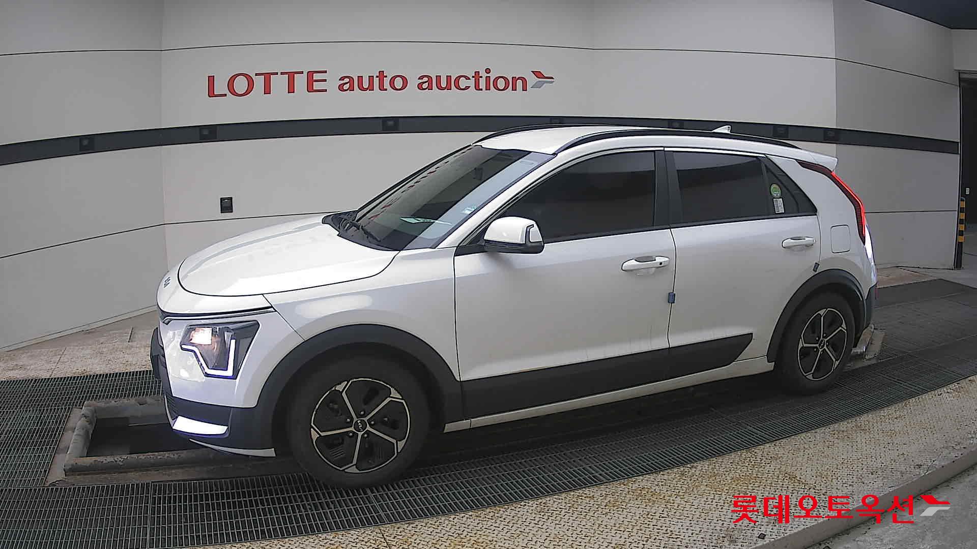 Kia Niro Hybrid id 3816408 из Кореи 12