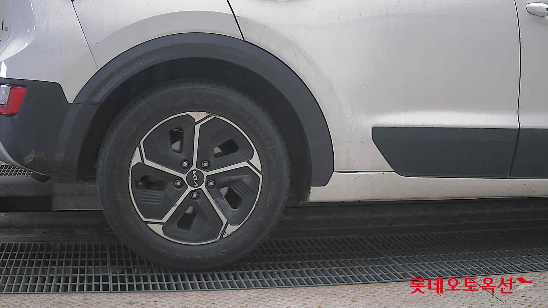 Kia Niro Hybrid id 3816408 из Кореи 24