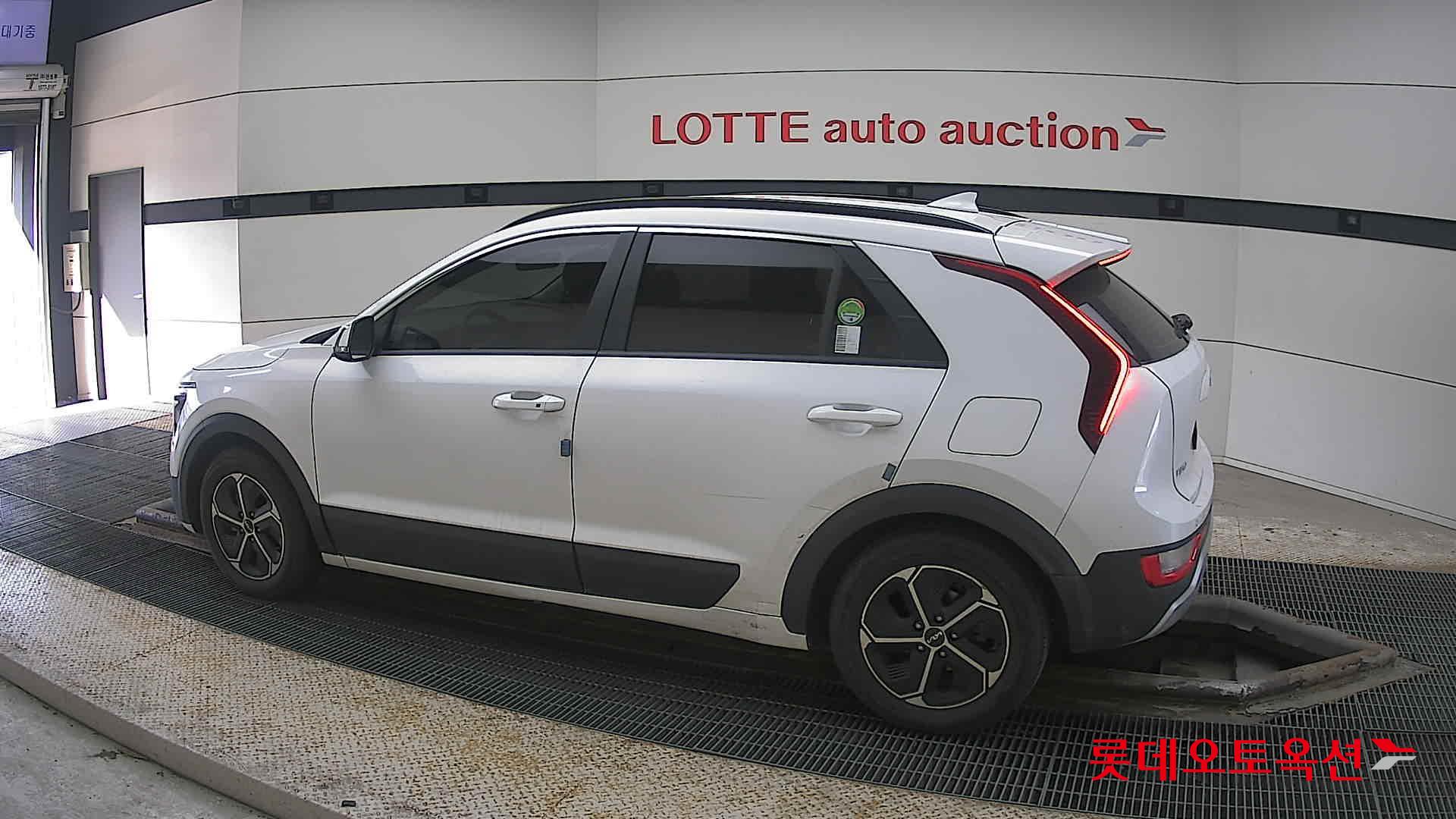 Kia Niro Hybrid id 3816414 из Кореи 11