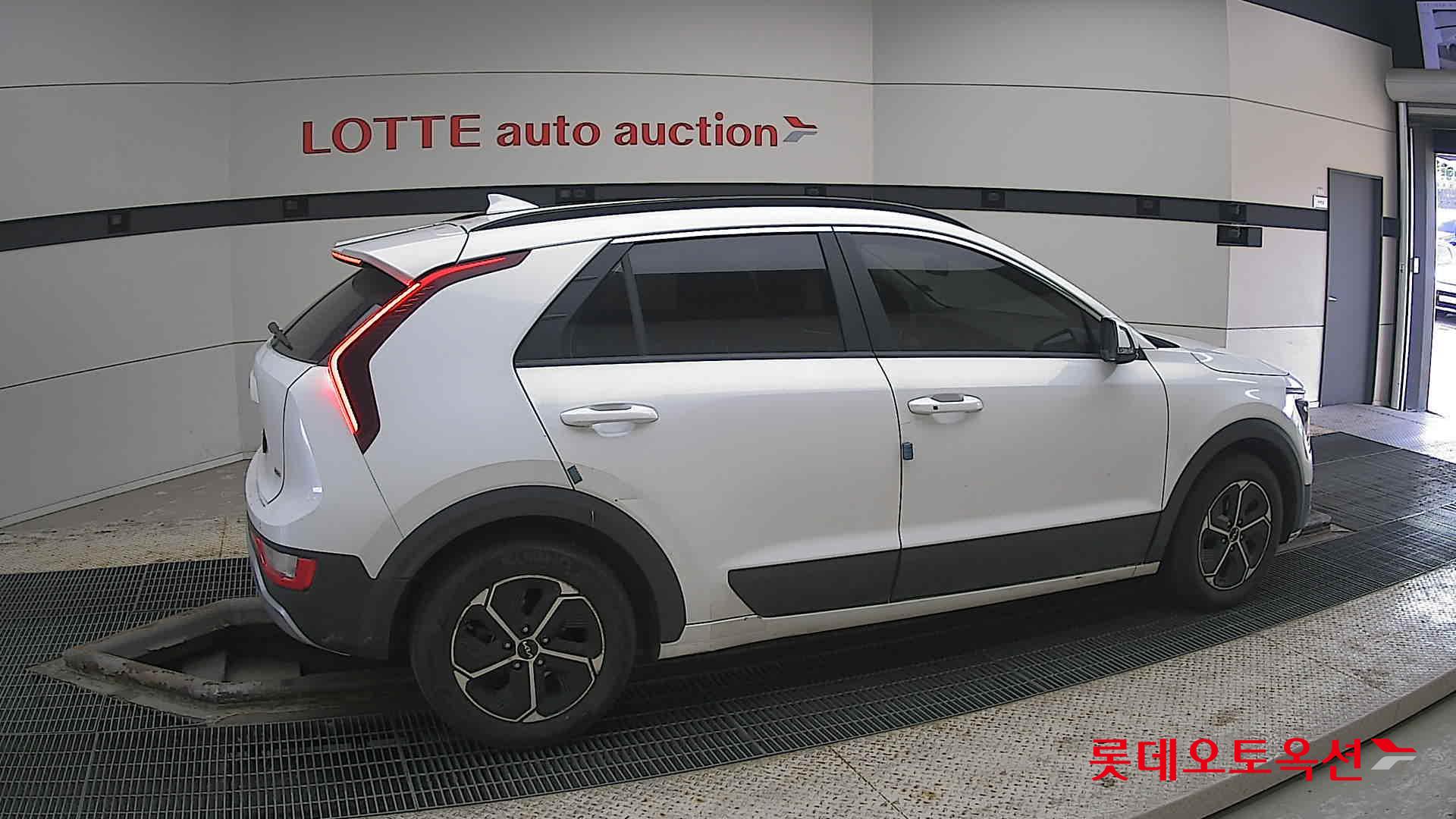 Kia Niro Hybrid id 3816414 из Кореи 18