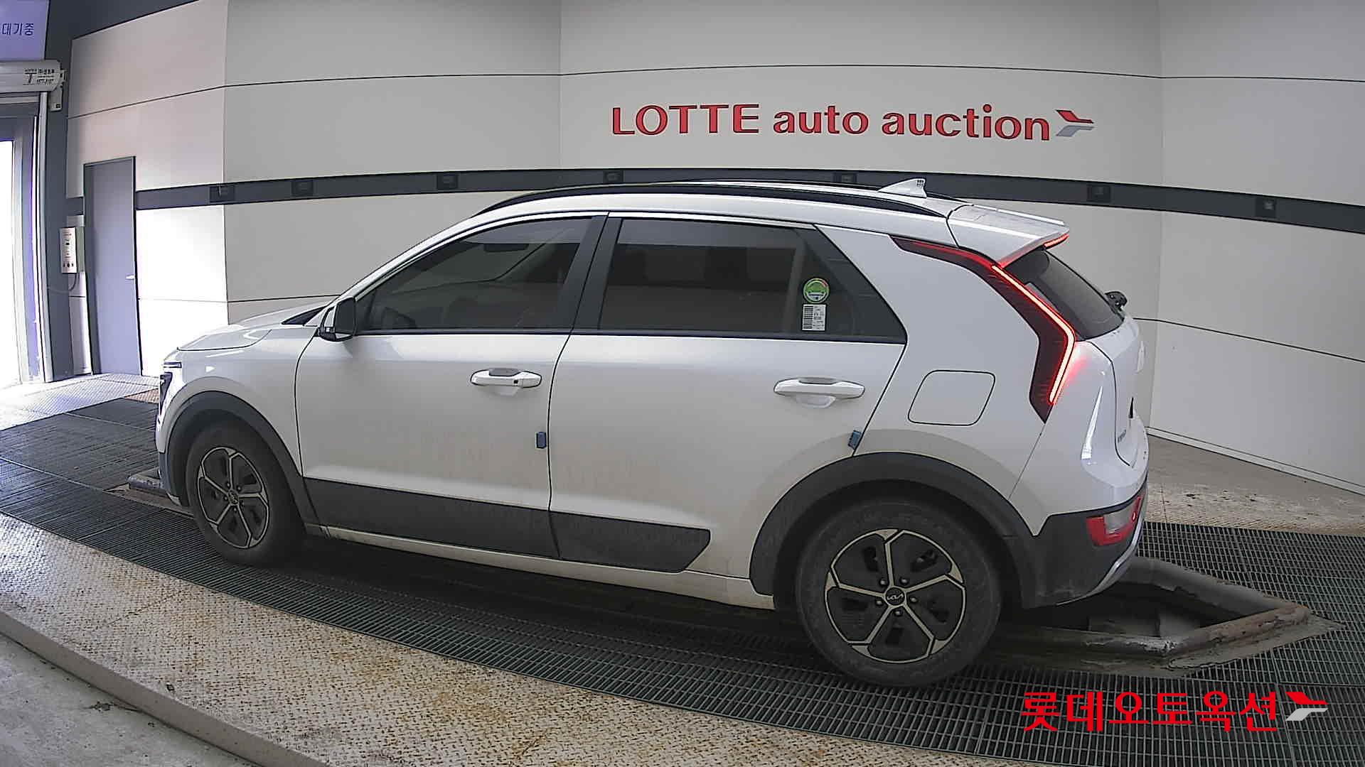 Kia Niro Hybrid id 3822905 из Кореи 11