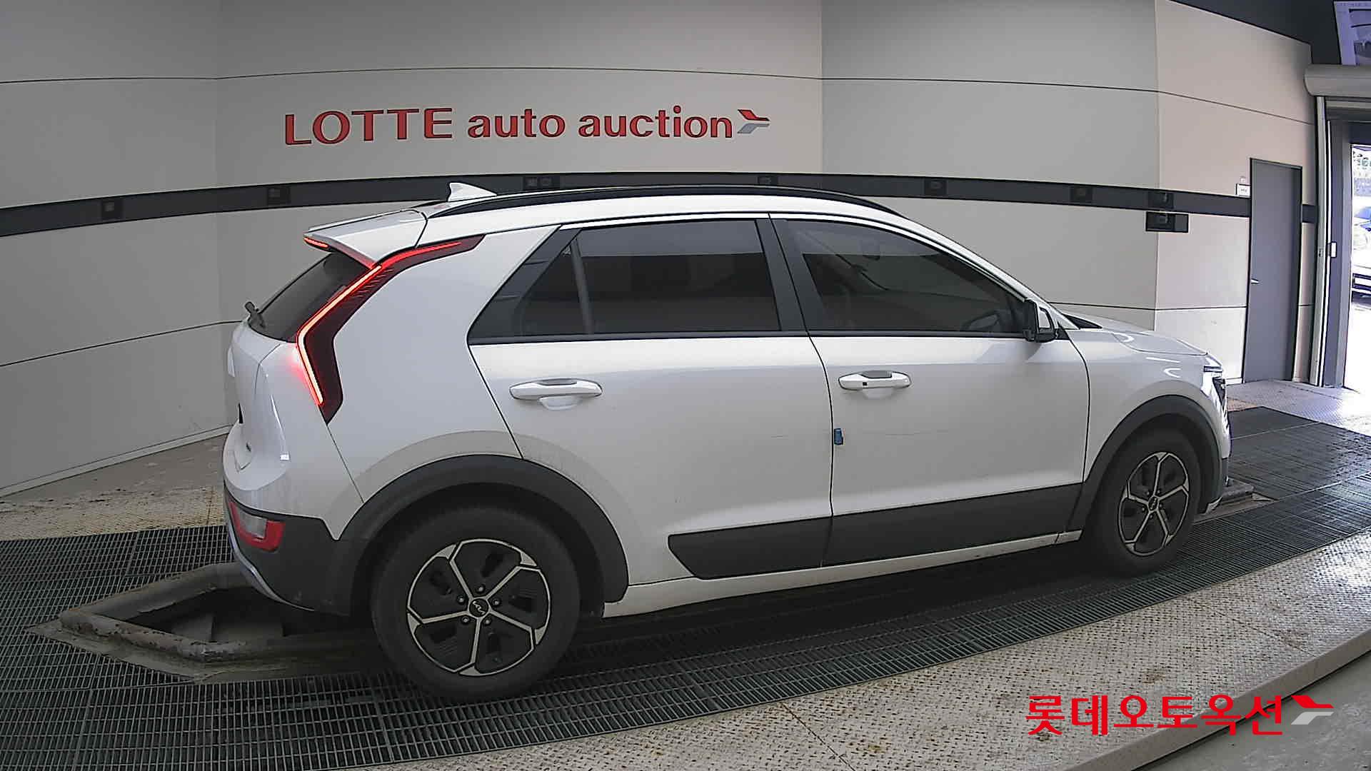 Kia Niro Hybrid id 3816369 из Кореи 18