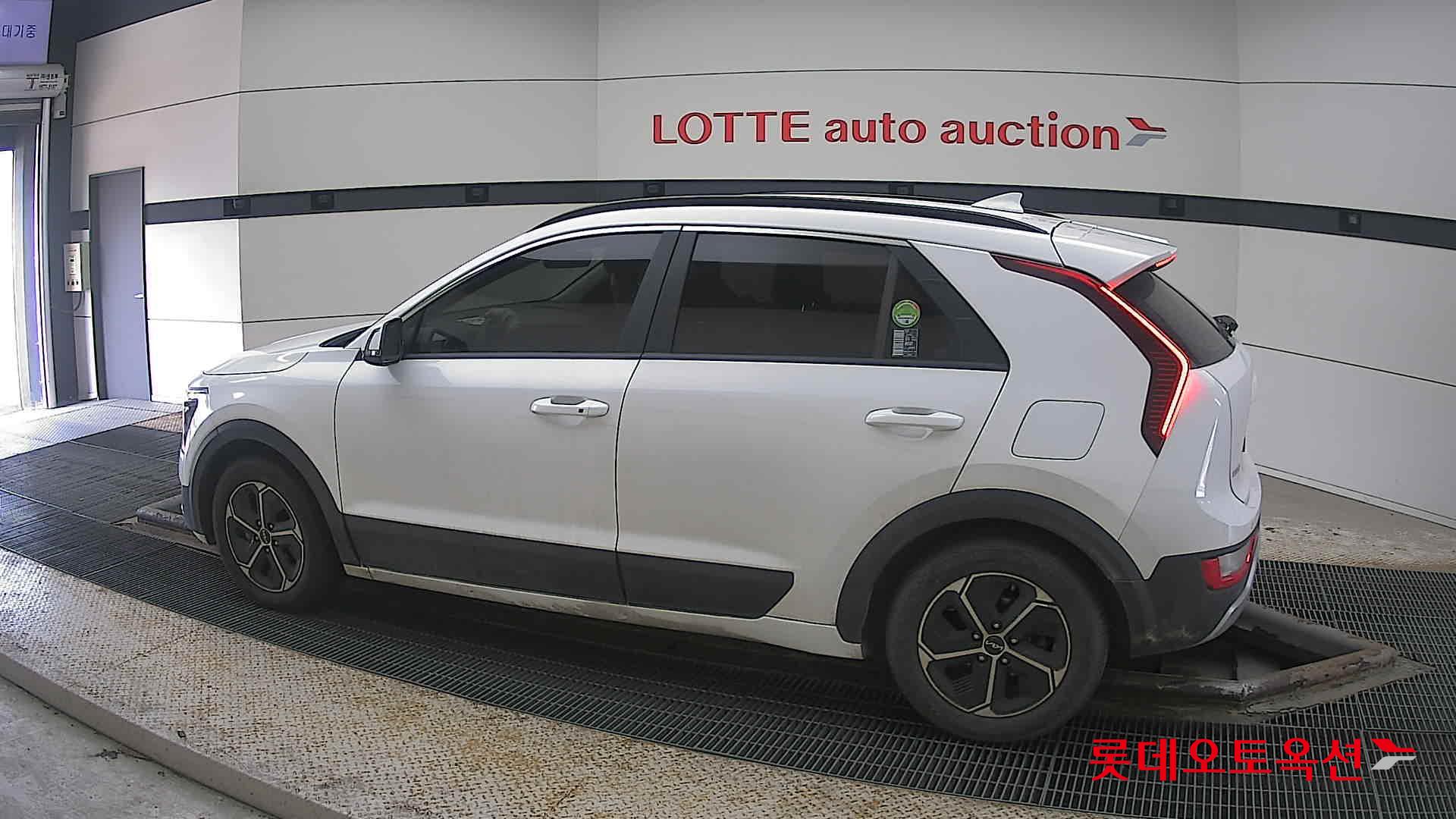 Kia Niro Hybrid id 3822912 из Кореи 11
