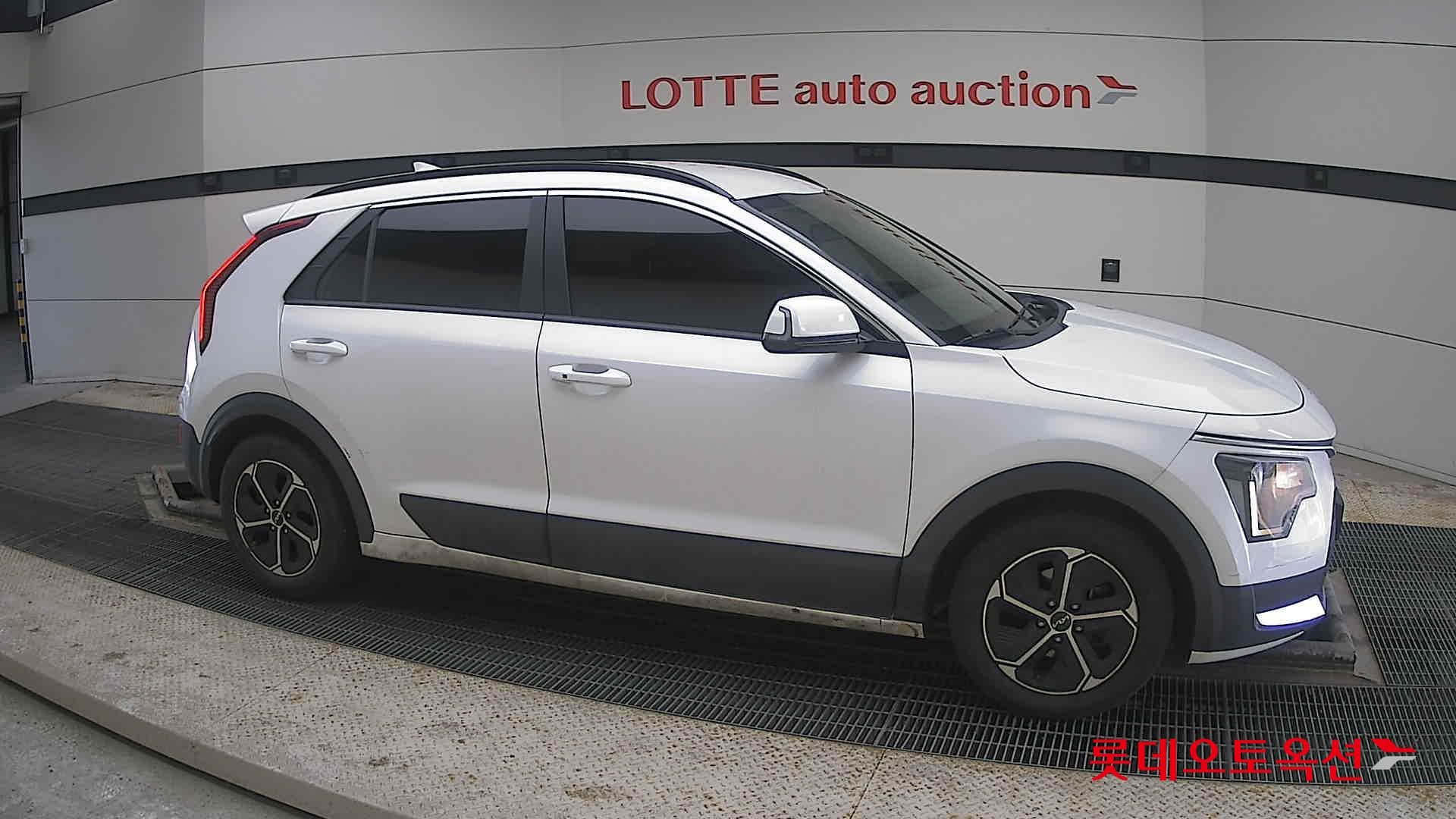 Kia Niro Hybrid id 3816412 из Кореи 17