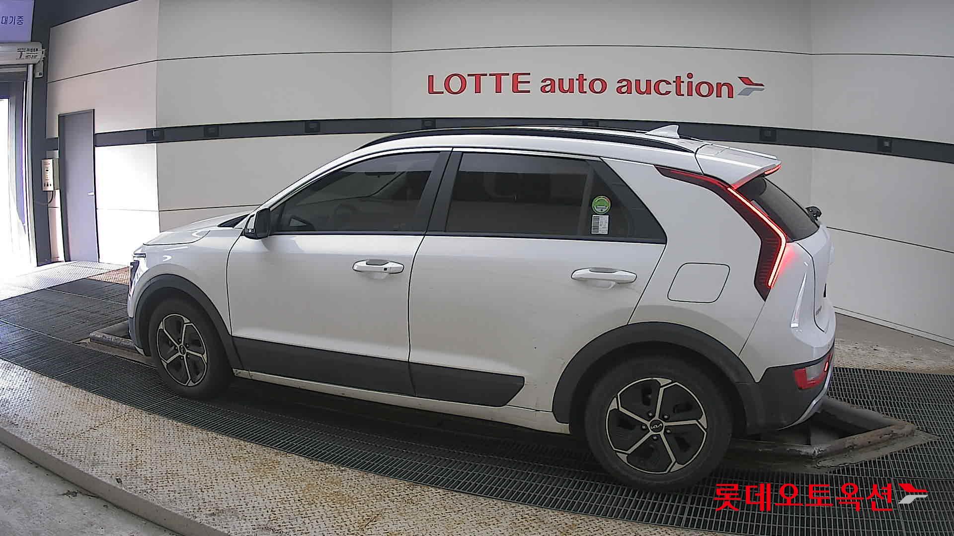 Kia Niro Hybrid id 3822899 из Кореи 11