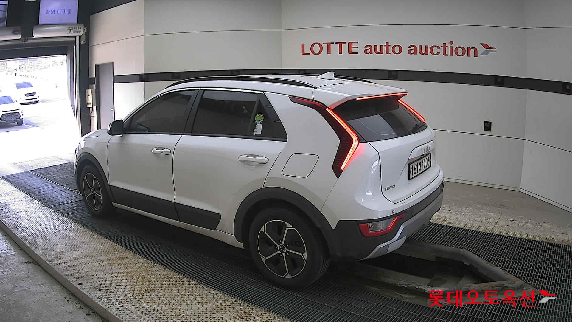 Kia Niro Hybrid id 3816417 из Кореи 10