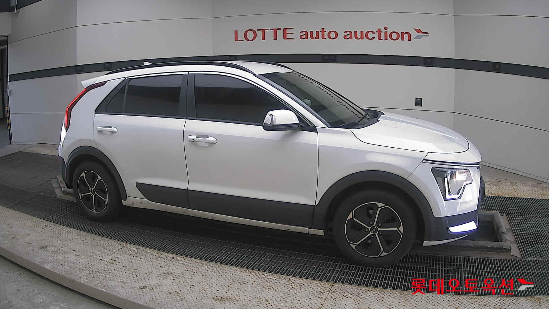 Kia Niro Hybrid id 3816417 из Кореи 17