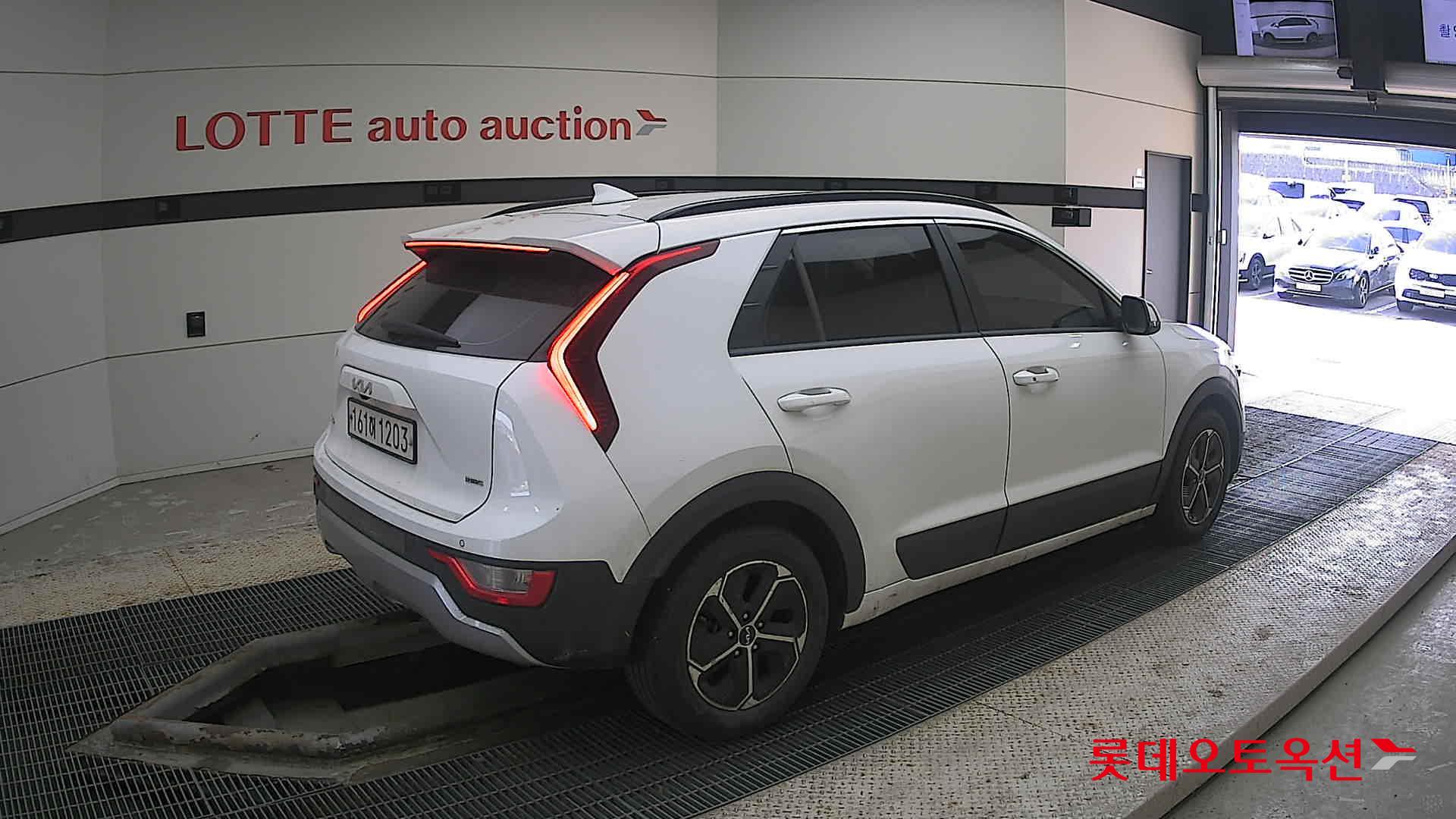 Kia Niro Hybrid id 3816417 из Кореи 19