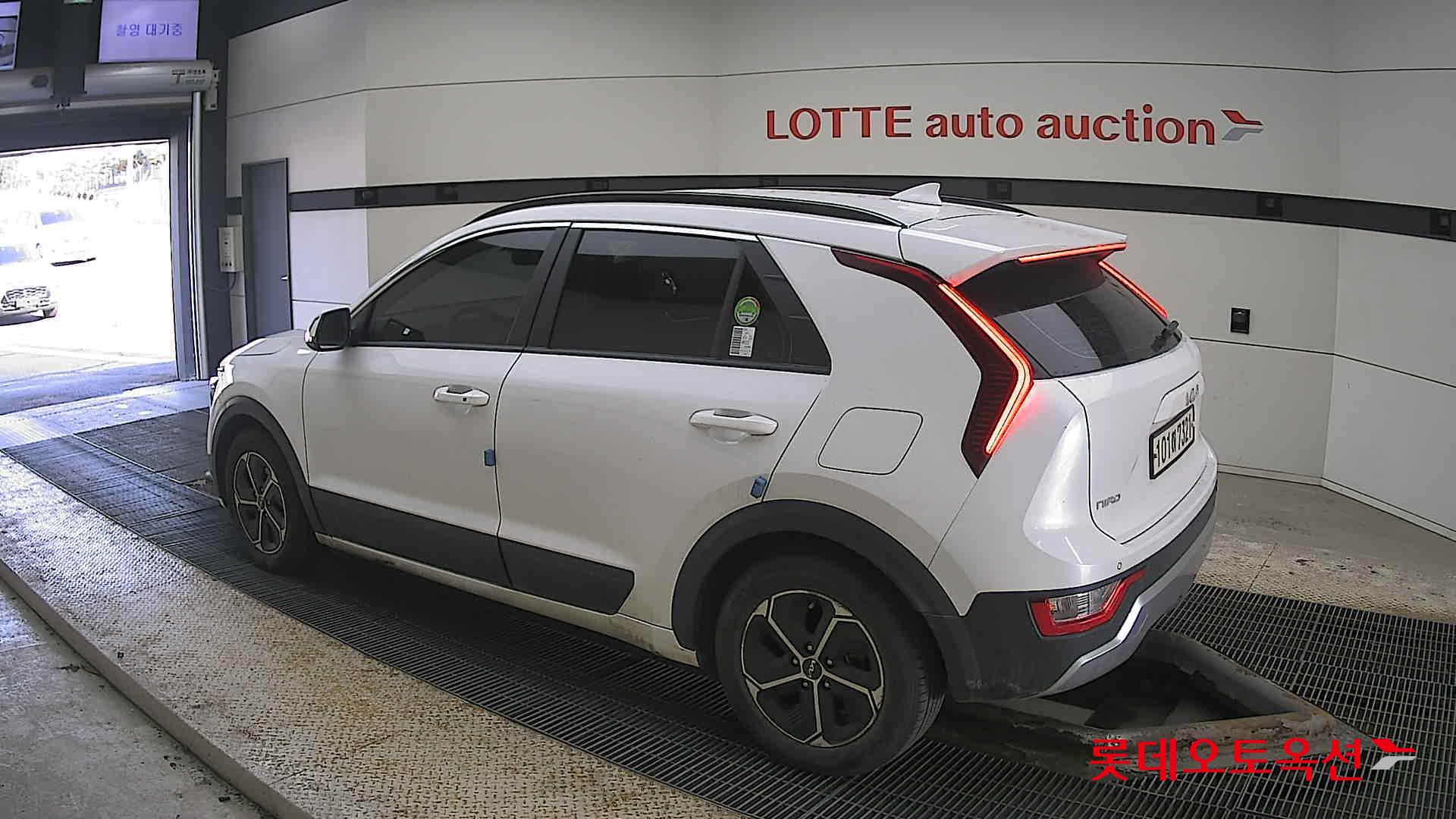 Kia Niro Hybrid id 3822983 из Кореи 10