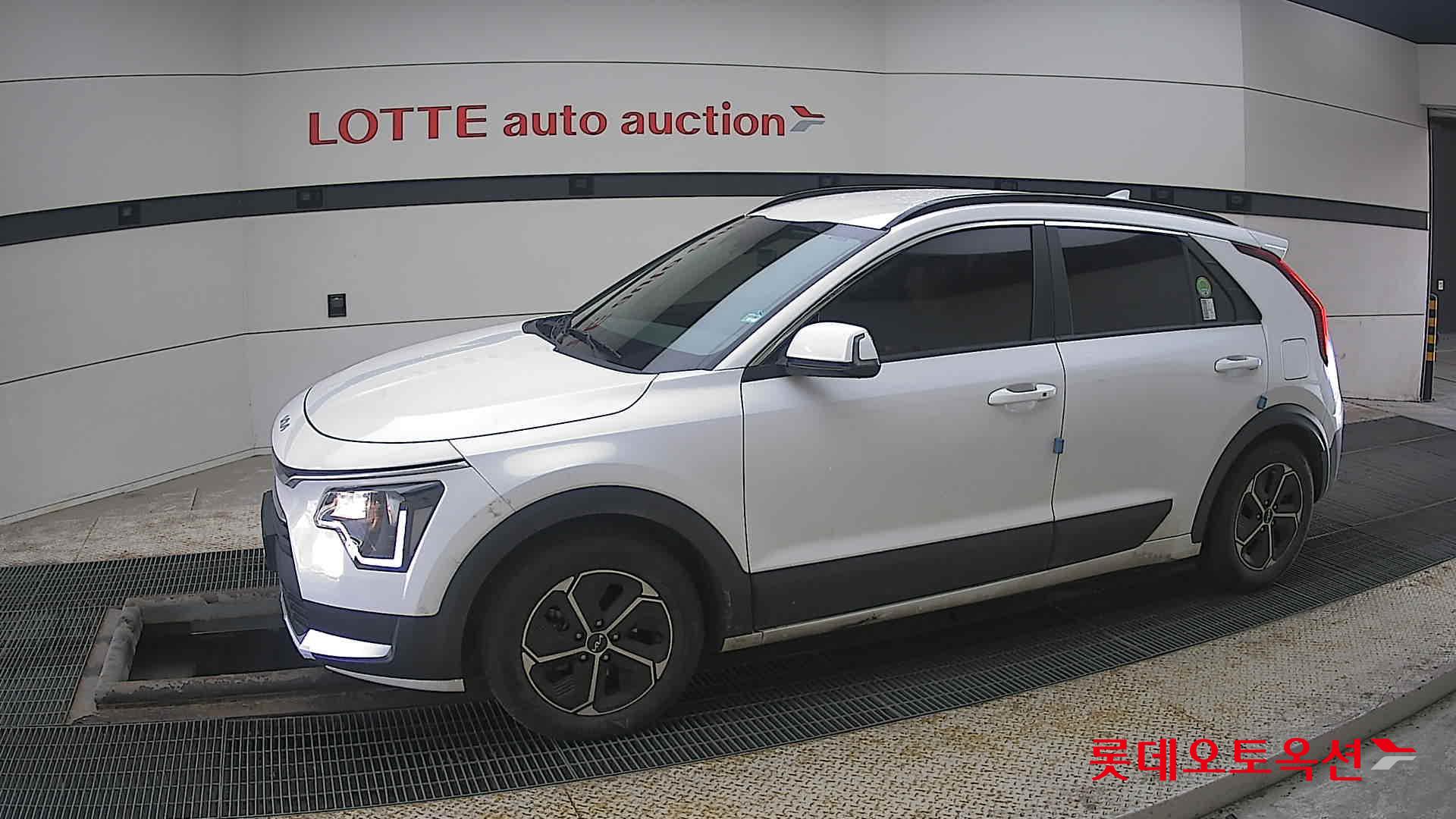 Kia Niro Hybrid id 3822983 из Кореи 12