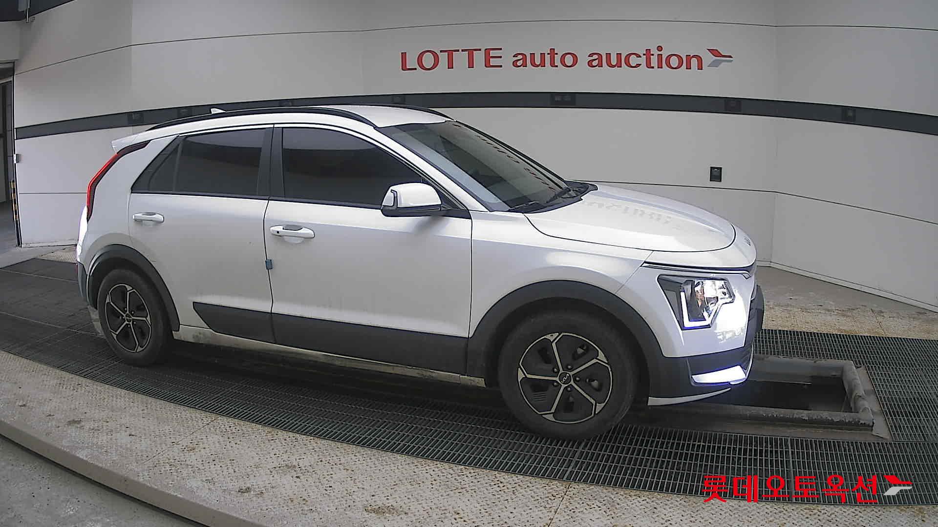 Kia Niro Hybrid id 3822983 из Кореи 17