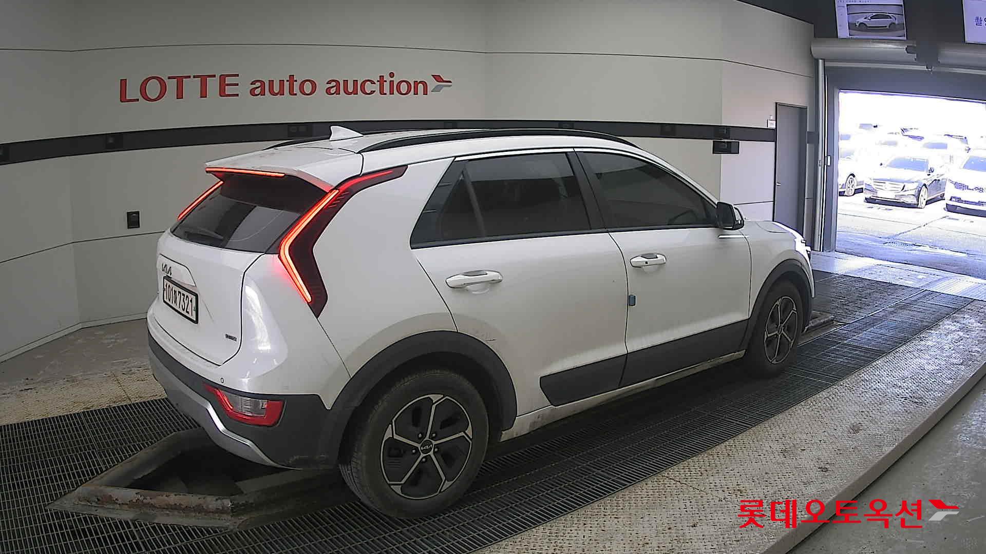 Kia Niro Hybrid id 3822983 из Кореи 19