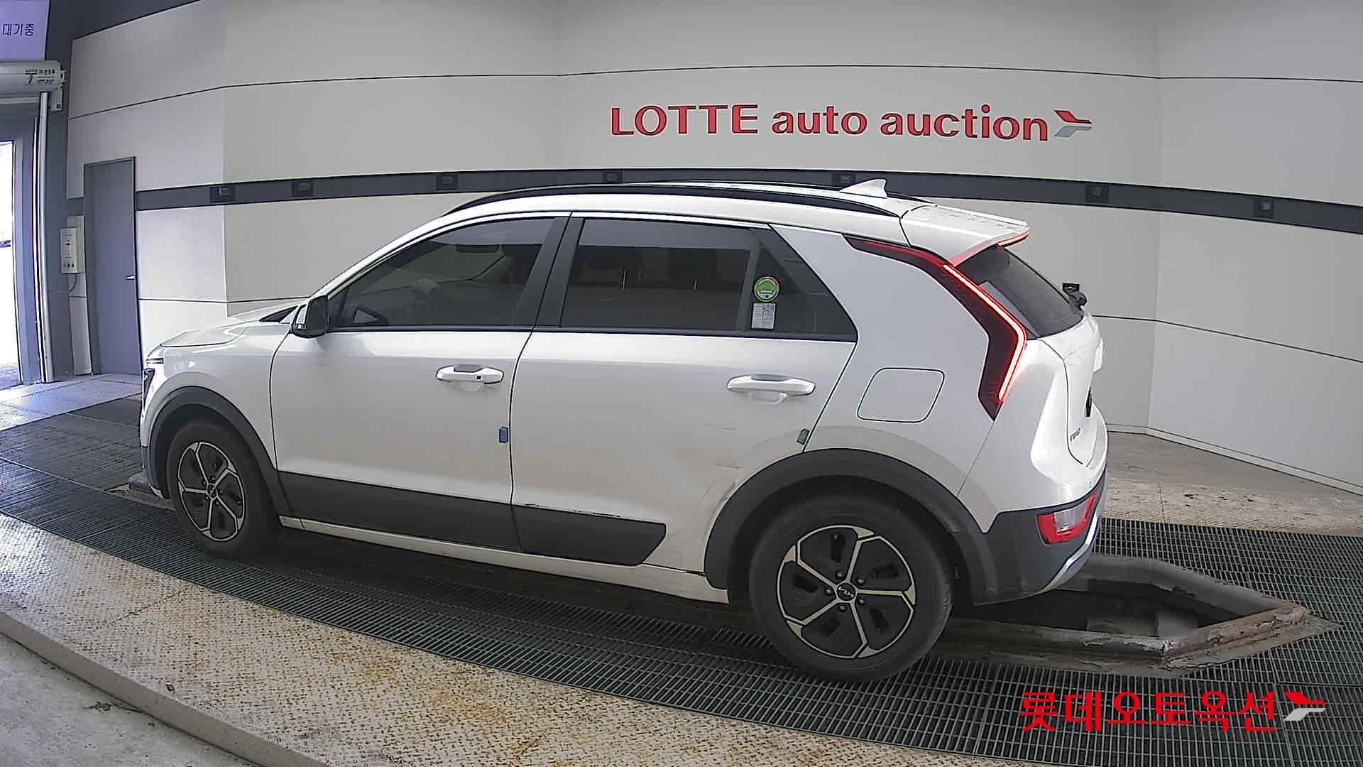 Kia Niro Hybrid id 3822944 из Кореи 11