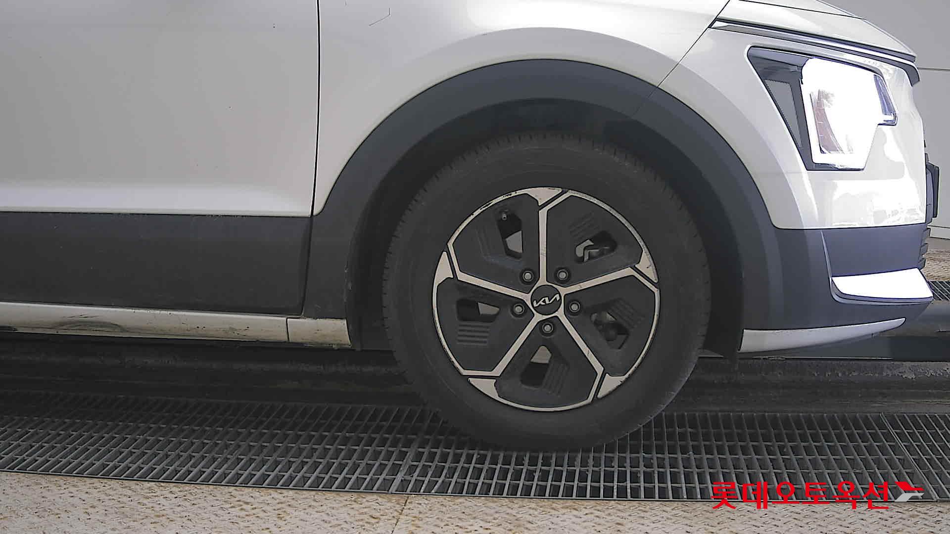 Kia Niro Hybrid id 3822944 из Кореи 23