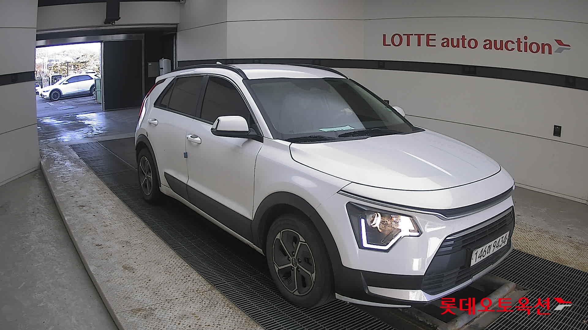 Kia Niro Hybrid 2022 Белый из Кореи, фото 2