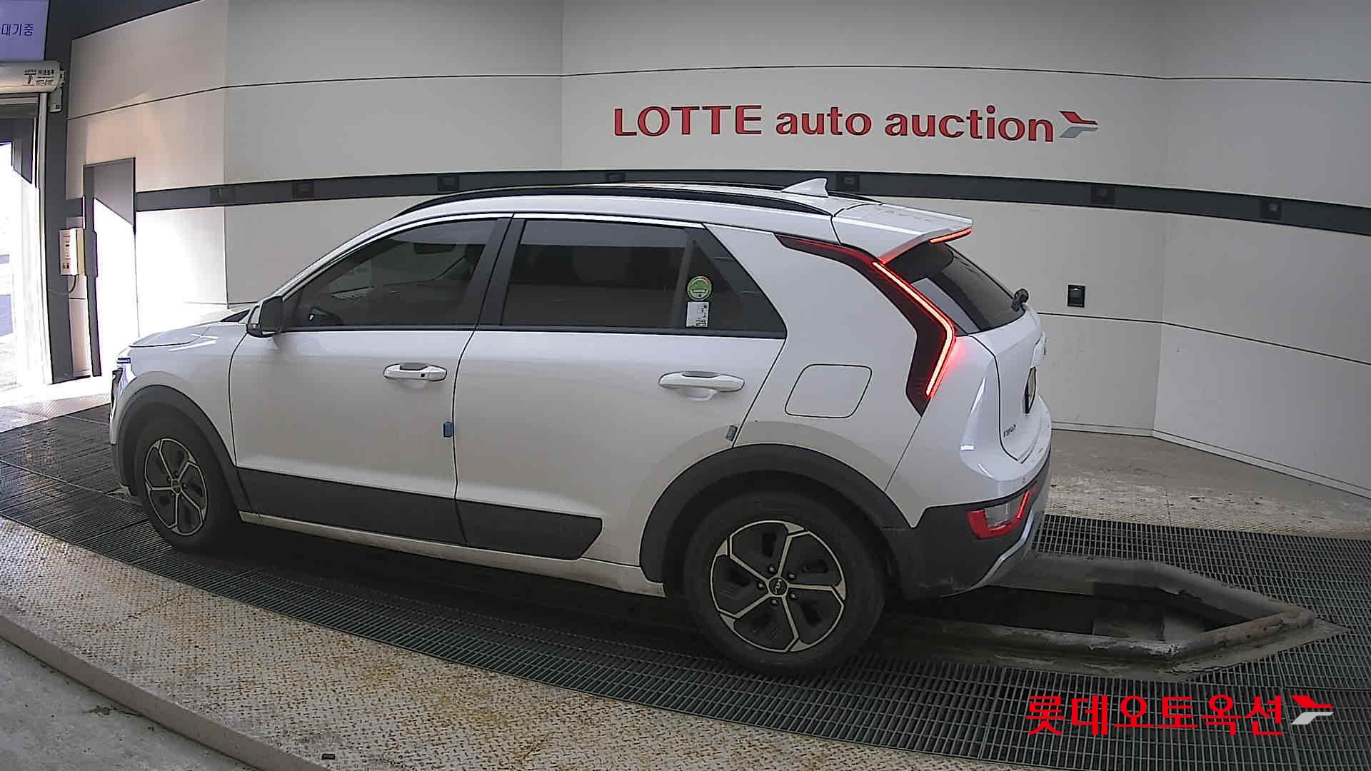 Kia Niro Hybrid id 3822964 из Кореи 11